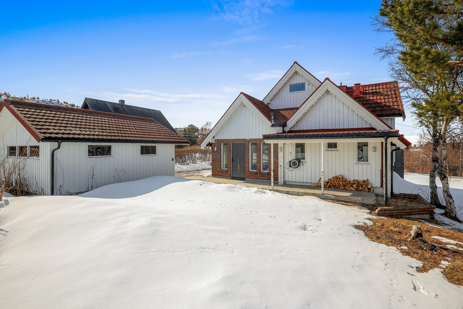 Myrullveien 45 ligger i et barnevennlig, attraktivt og rolig boligområde Galleribilde