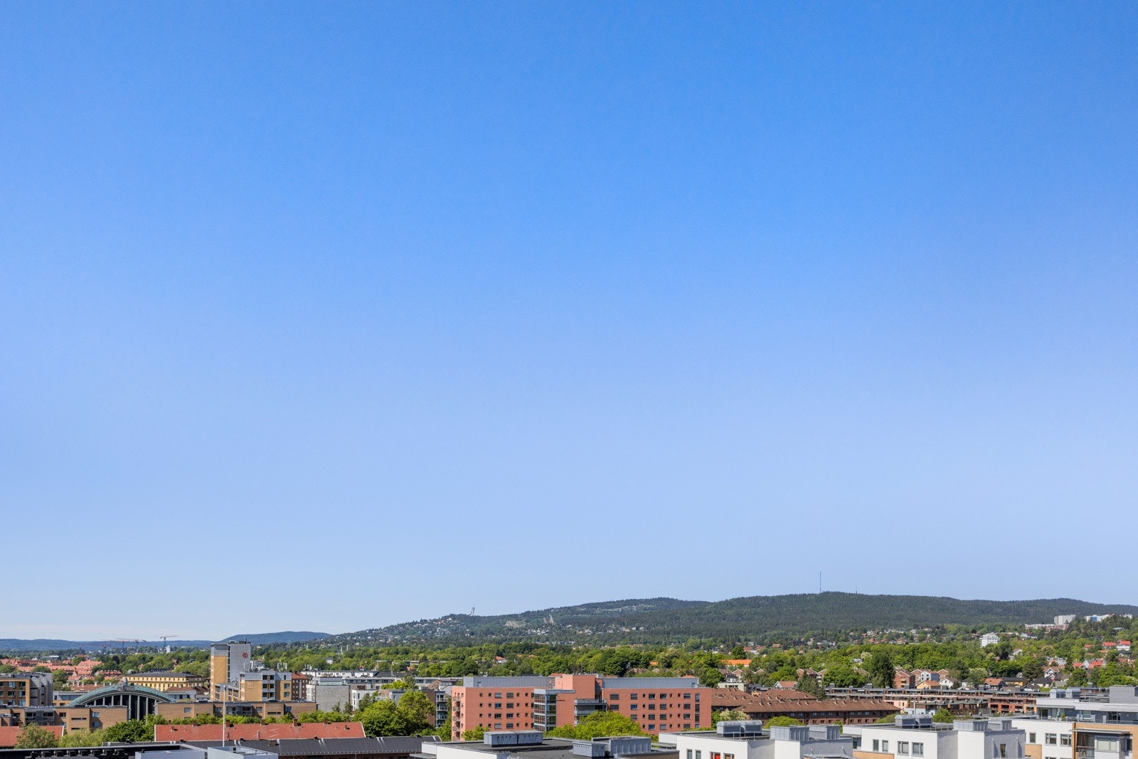 Felles takterrasse med fantastisk utsikt over Oslo by og fjord. Galleribilde