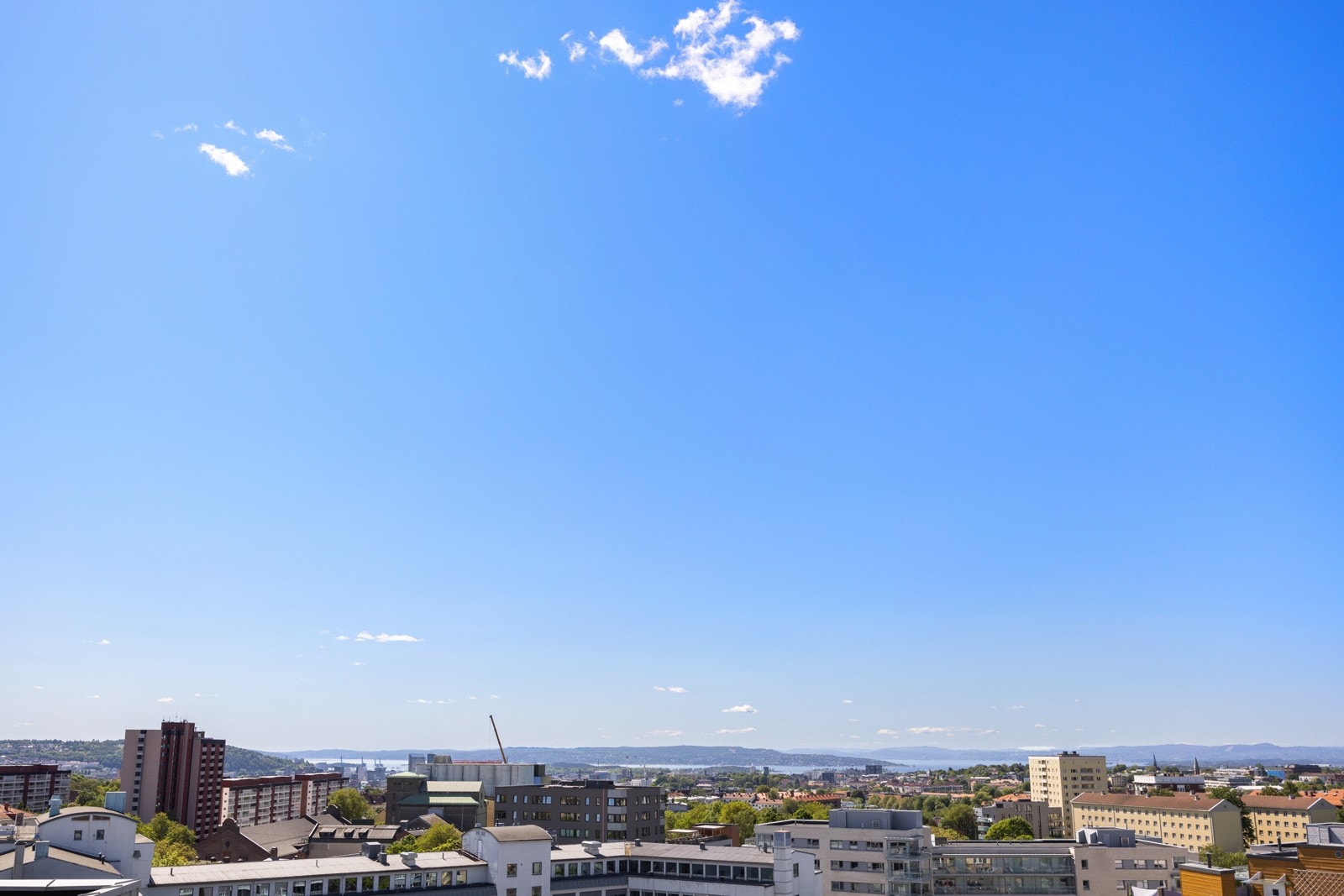 Felles takterrasse med fantastisk utsikt over Oslo by og fjord. Galleribilde