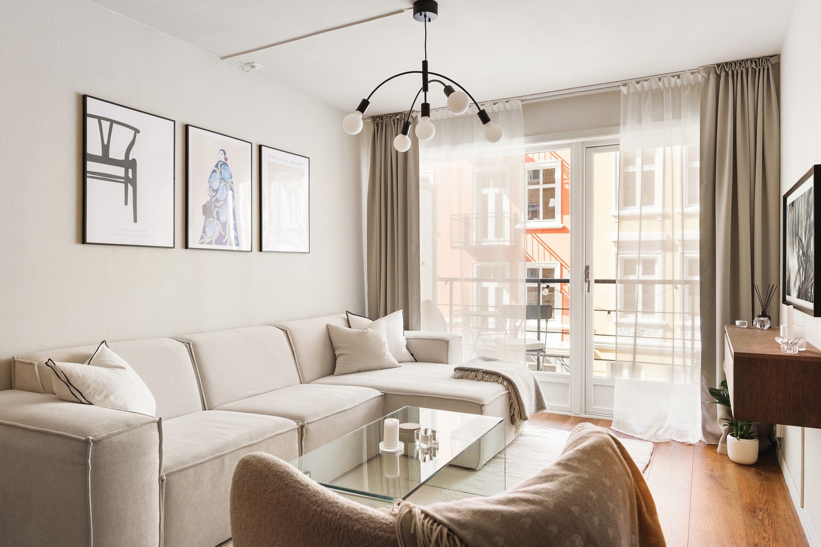 Hans Tanks gate 8 av EIE Eiendomsmegling, ved Marita Juul Hermansen. Galleribilde