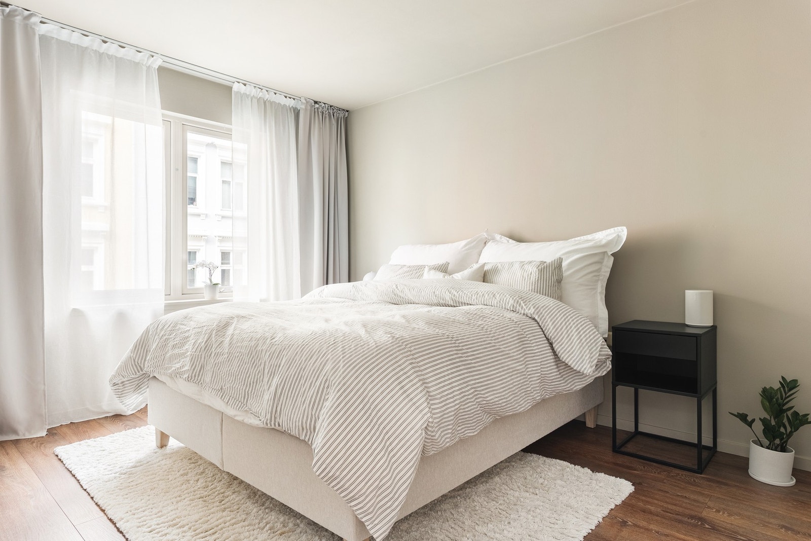 Soverommet måler hele 11,4 kvm og har flotte fargetoner som gir en behagelig romfølelse. Galleribilde