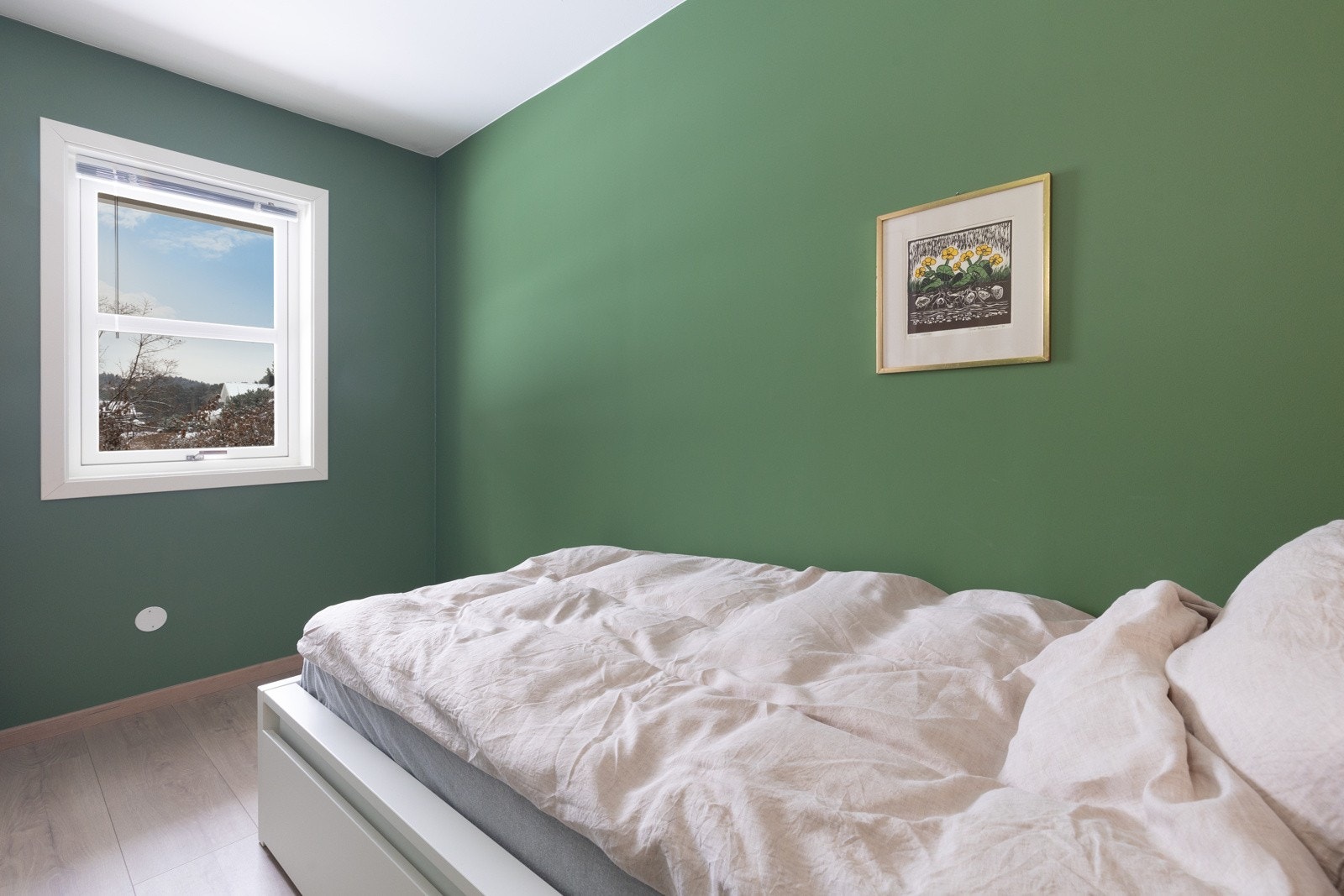 Soverom to av to måler 6,5 kvm. Galleribilde