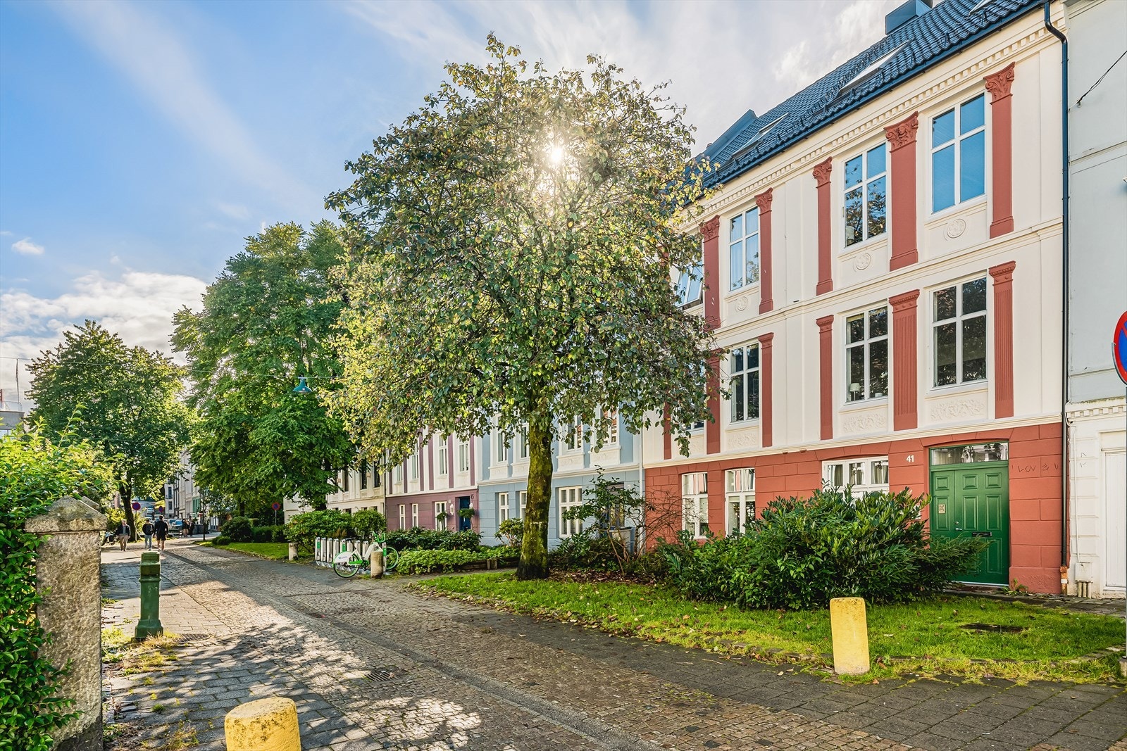 - Leiligheten har en fantastisk beliggenhet på Høyden- Galleribilde