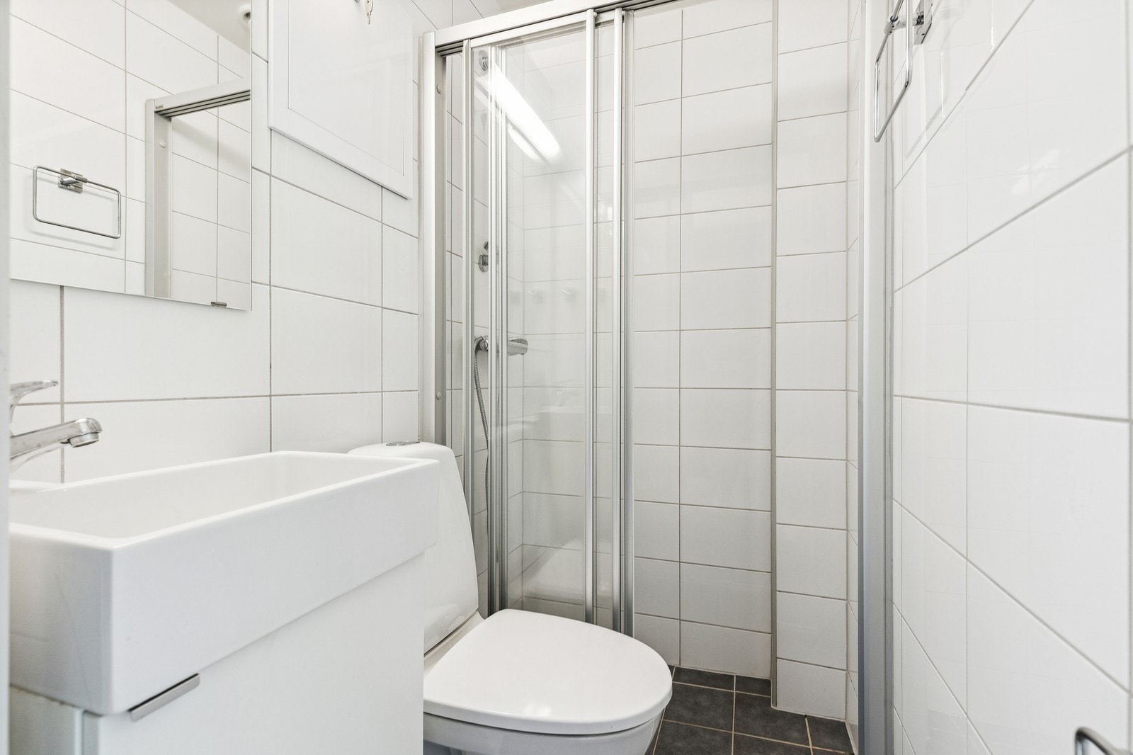 Flislagt bad med varmekabler. Galleribilde