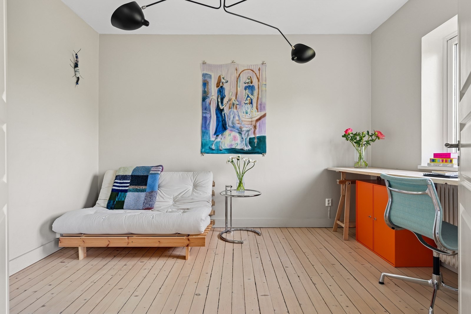 Soverom II benytter selger i dag som en ekstra stue og kontor Galleribilde