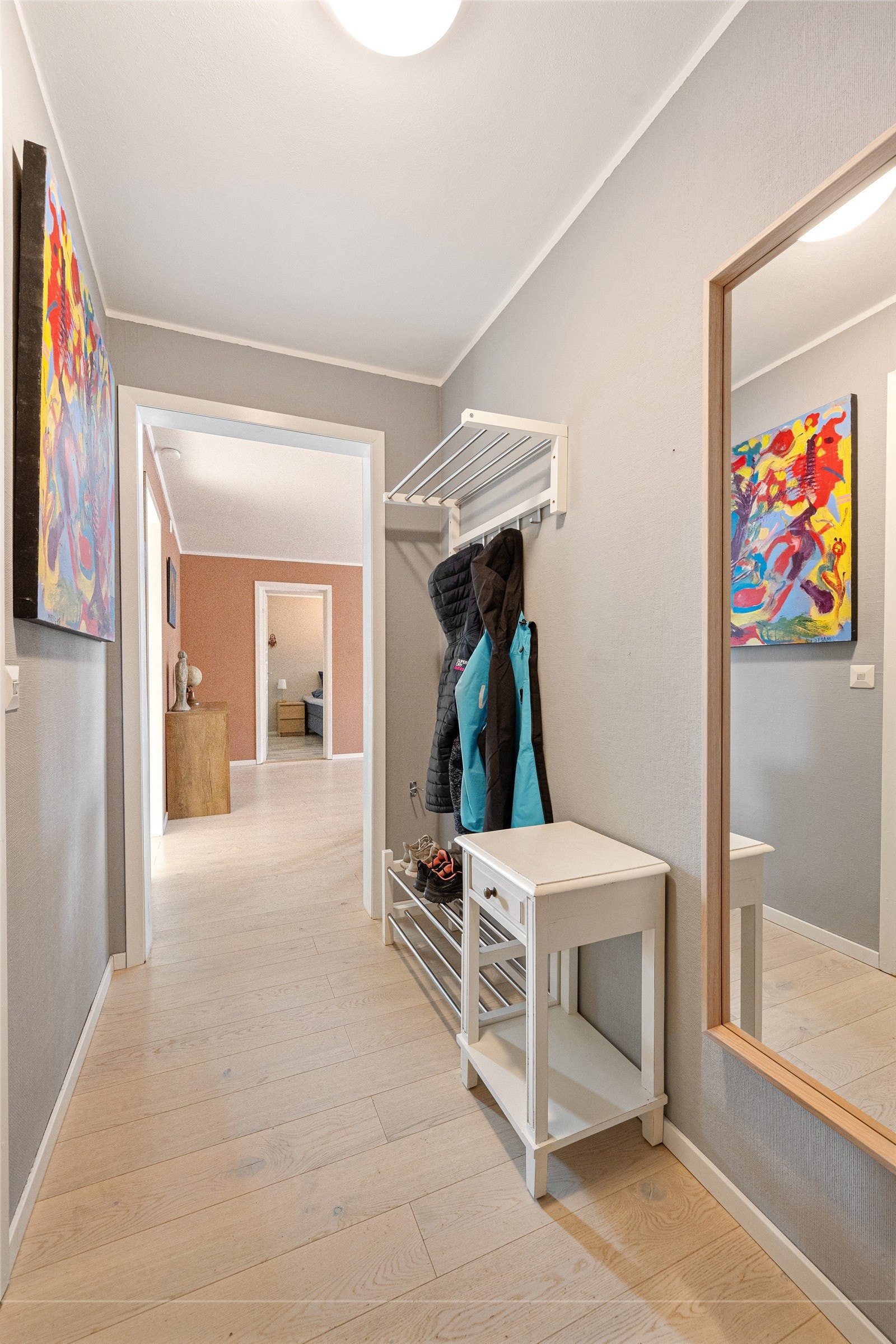 Int_16 Galleribilde