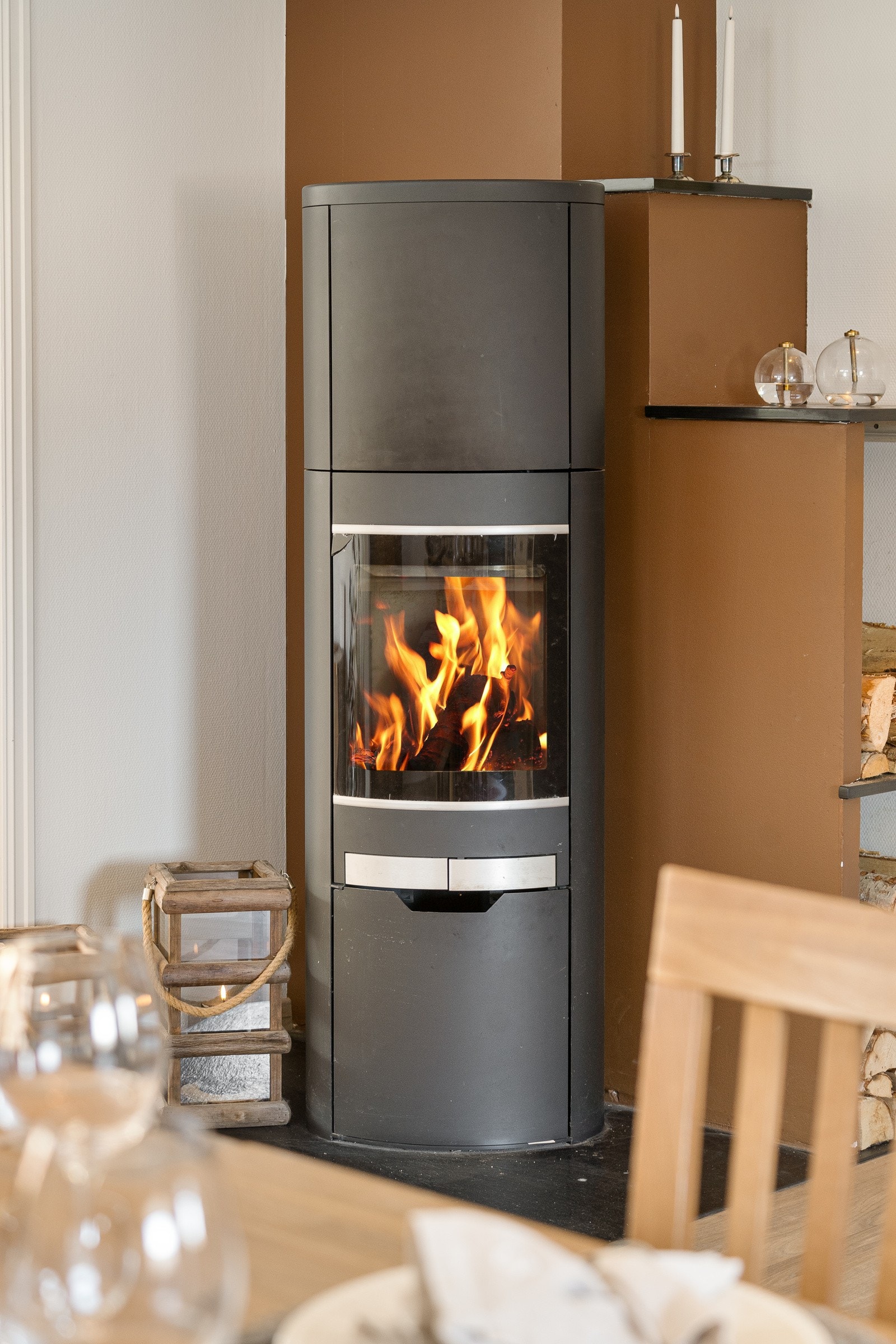 Herlig med effektiv peis Galleribilde