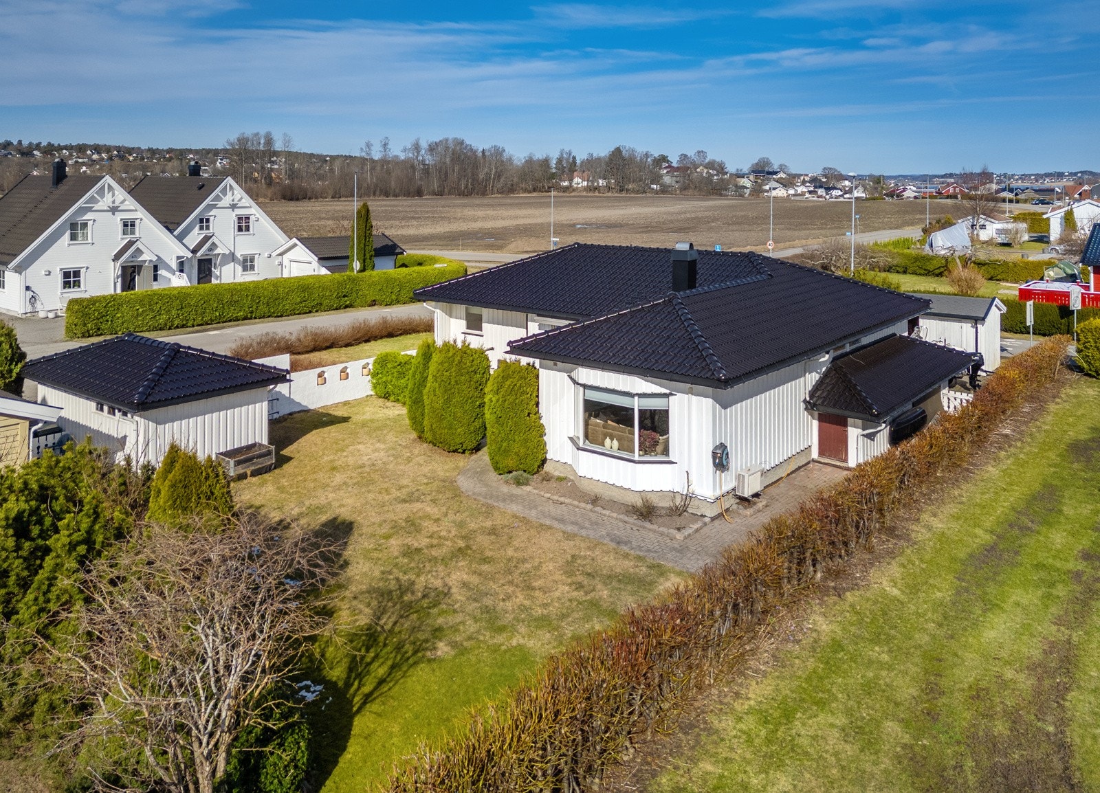 En stor enebolig med mye lagringsplass - Perfekt for en travel barnefamilie Galleribilde