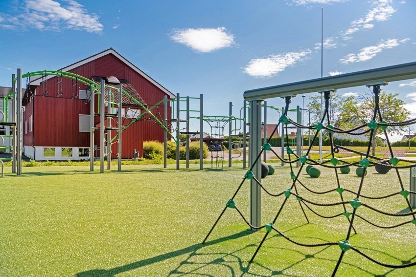 Flere fine lekeaparater å benytte seg av på skolen Galleribilde