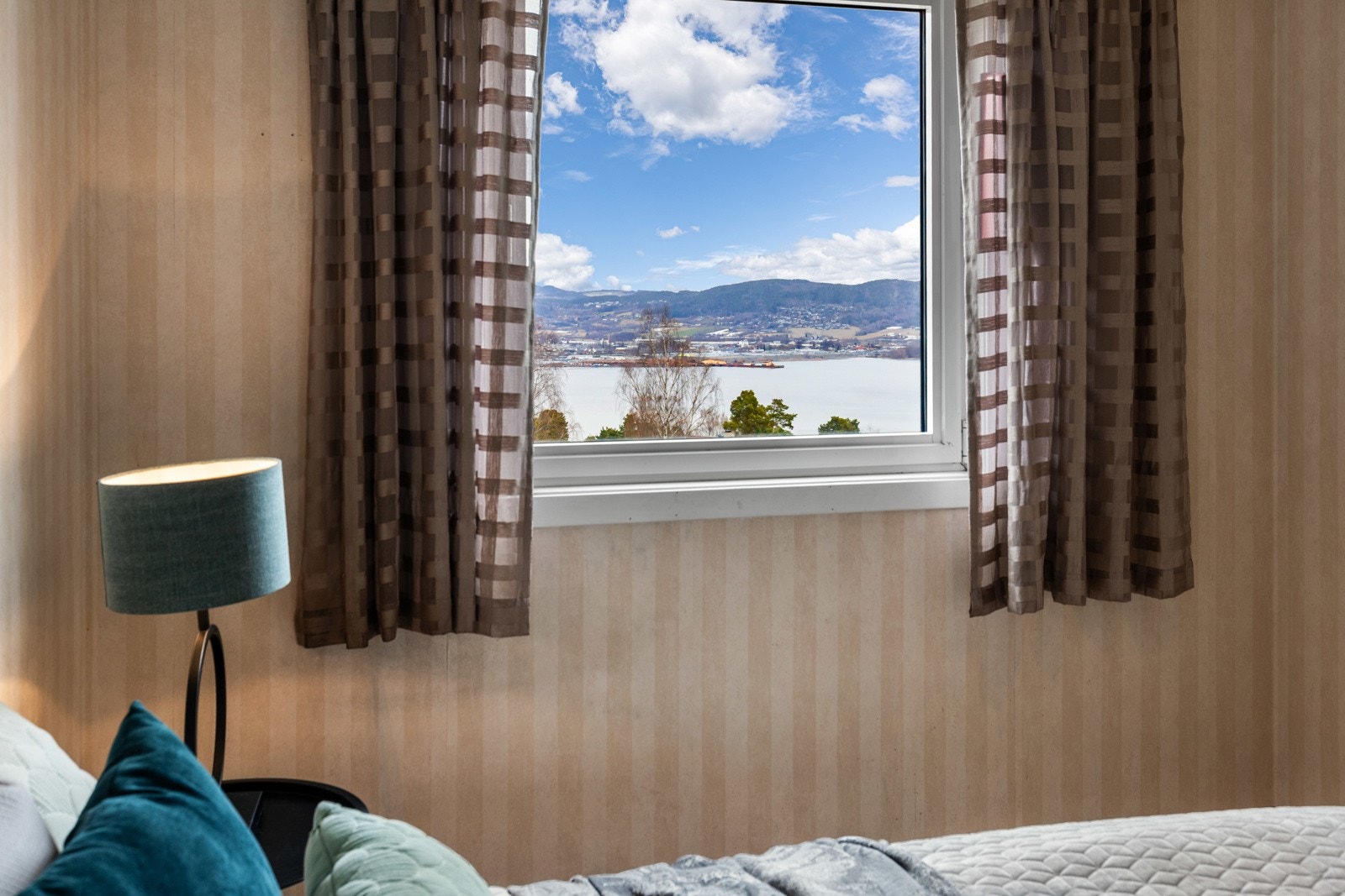 Utsikten fra hovedsoverommet. Galleribilde