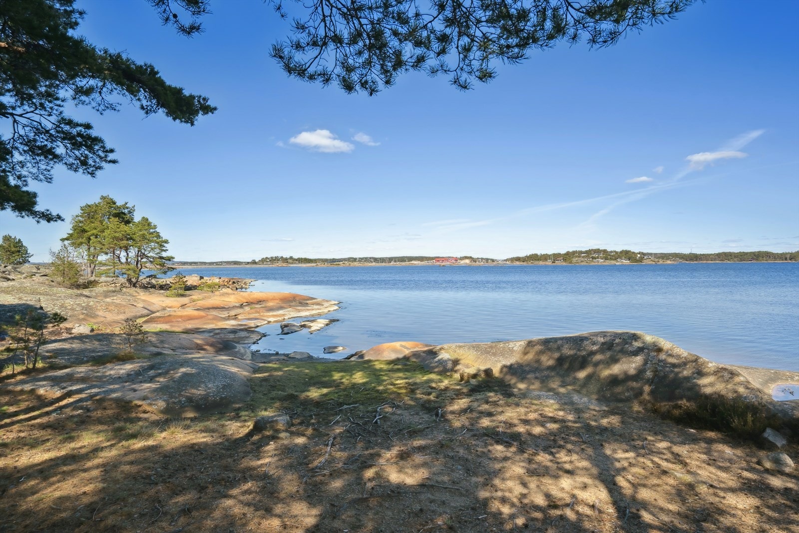 Svaberg gir en følelse av ro og tilknytning til naturen. Galleribilde