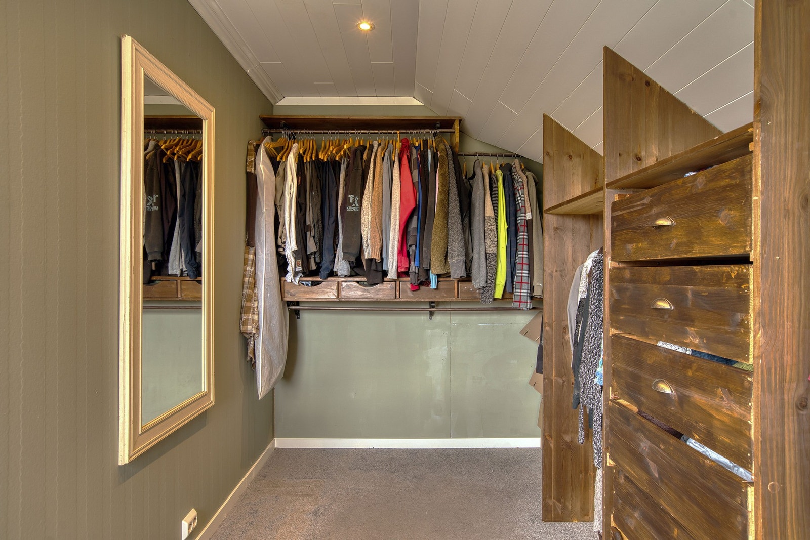 Her er det god plass til klærne Galleribilde