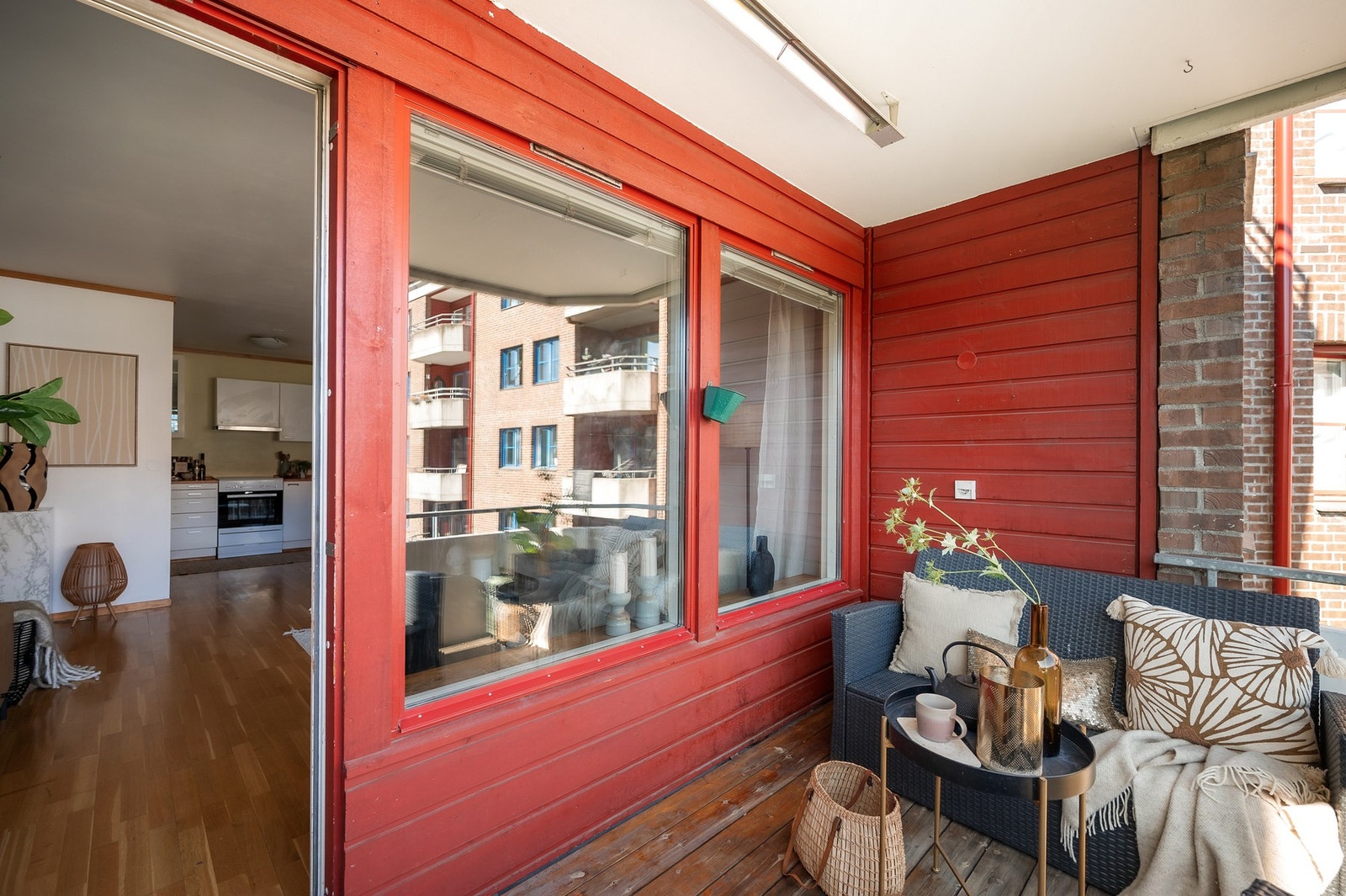 Det er tillatt å grille med elektrisk grill på balkongen. Galleribilde