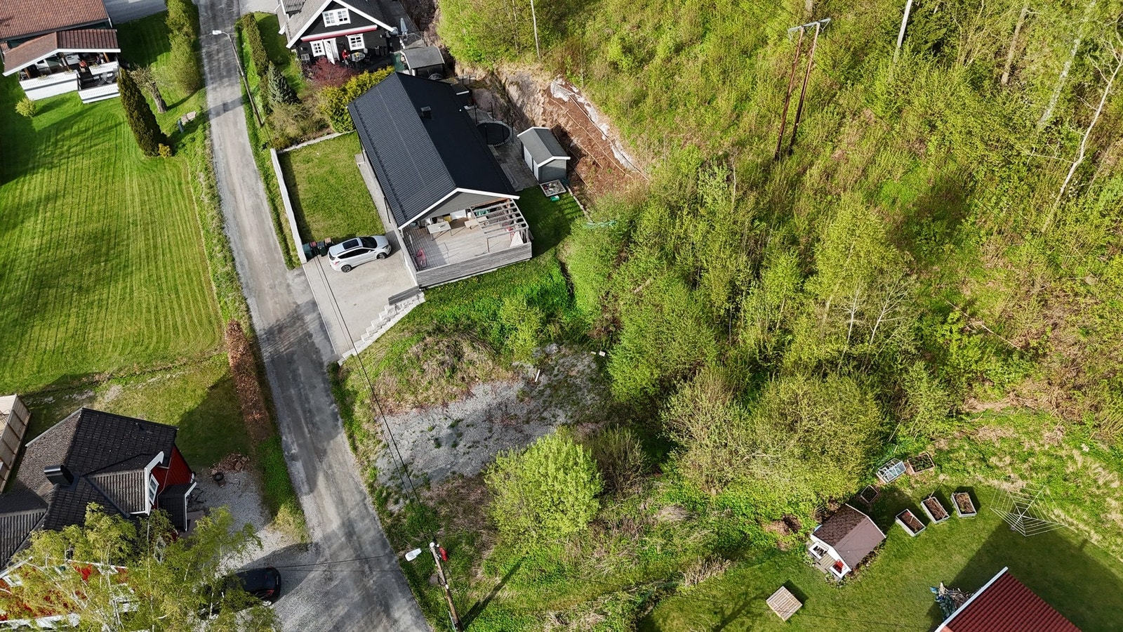 Dronefoto av tomten. Galleribilde