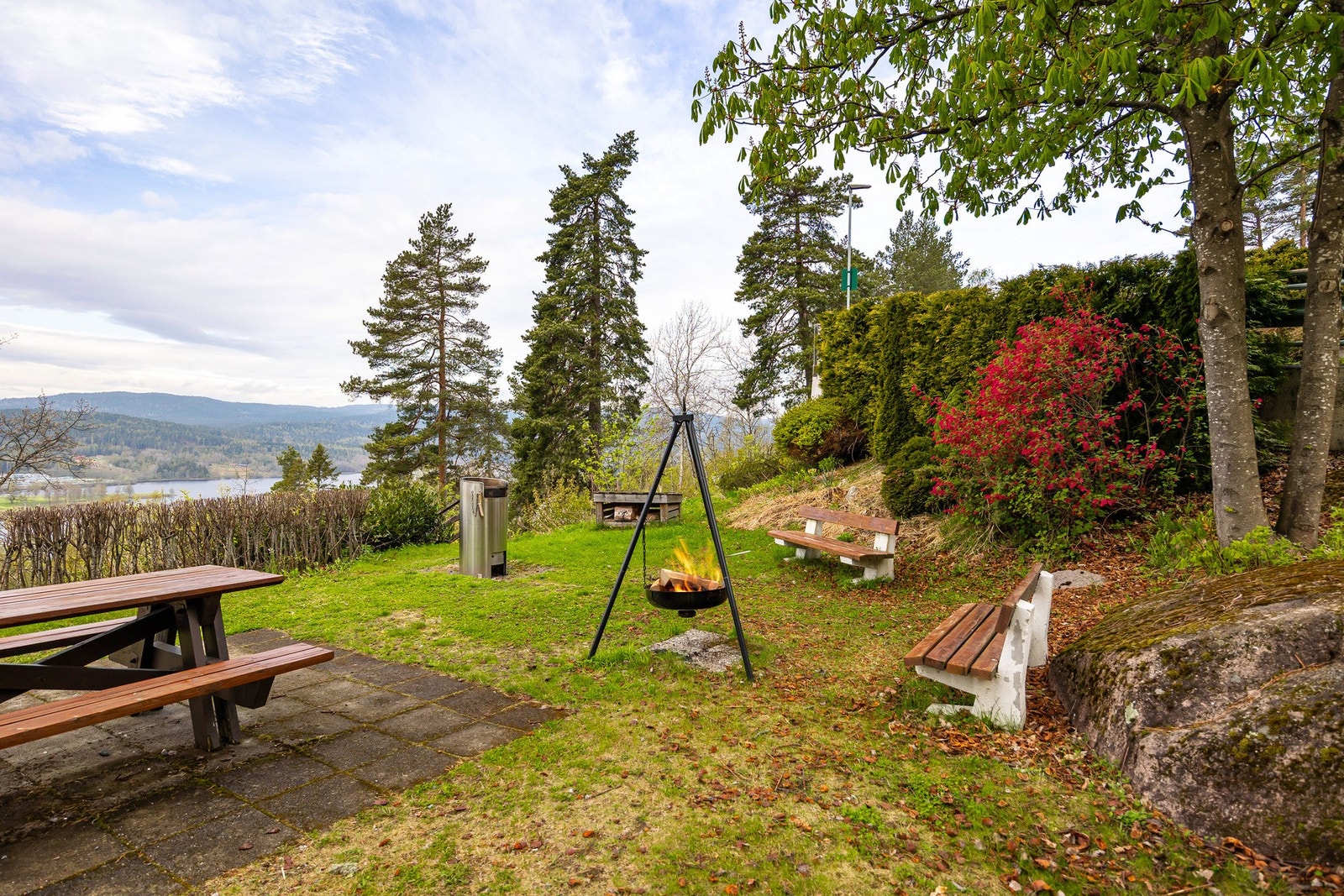 Trivelig uteområde - perfekt for å nyte gode stunder med venner og familie. Galleribilde