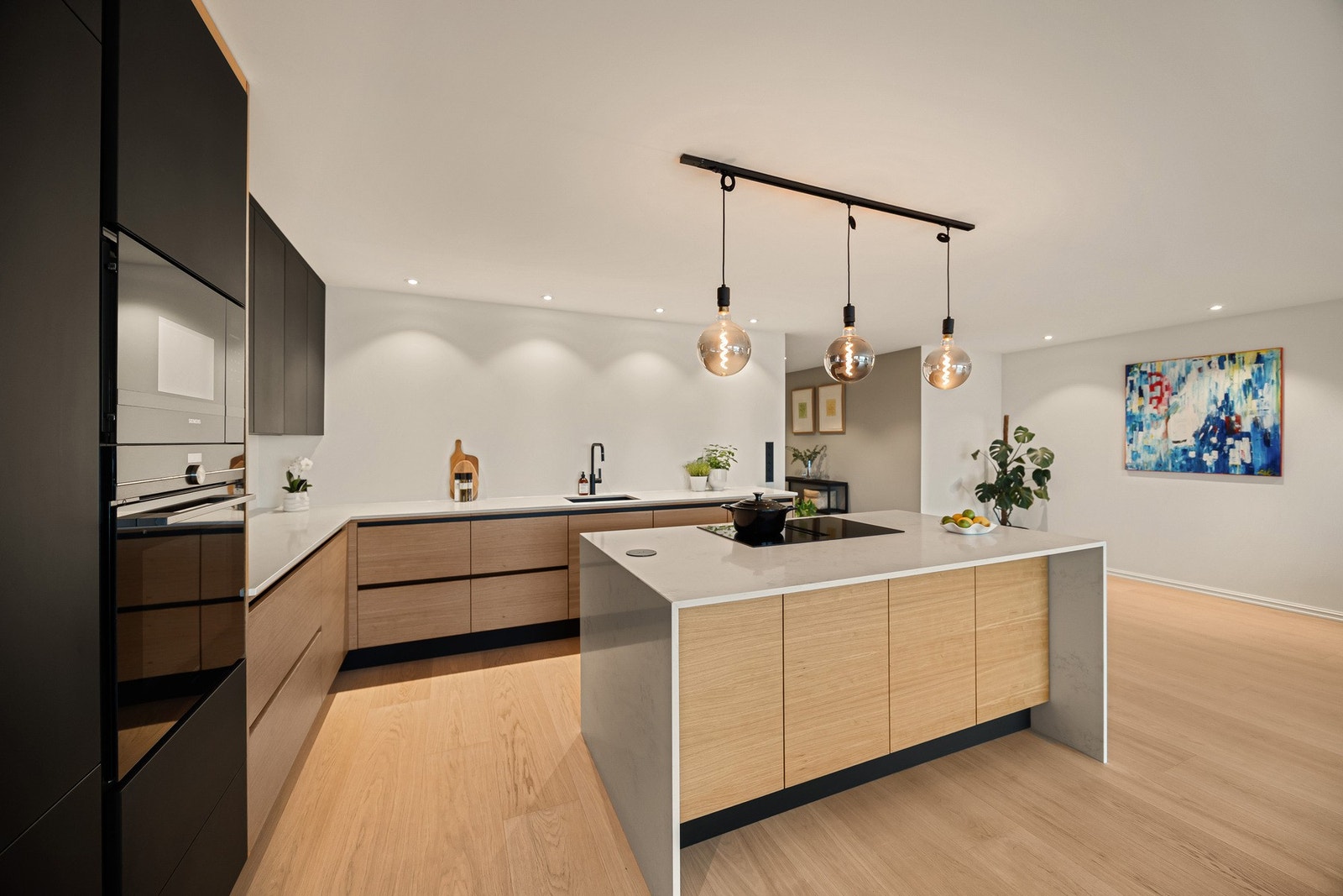 Her har du mulighet til å sikre deg en stilren leilighet, som er oppusset med tanke på kvalitet og komfort. Galleribilde