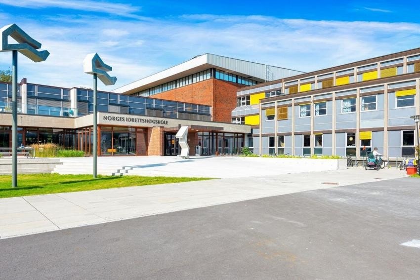 Norges Idrettshøgskole ligger i nærheten. Galleribilde
