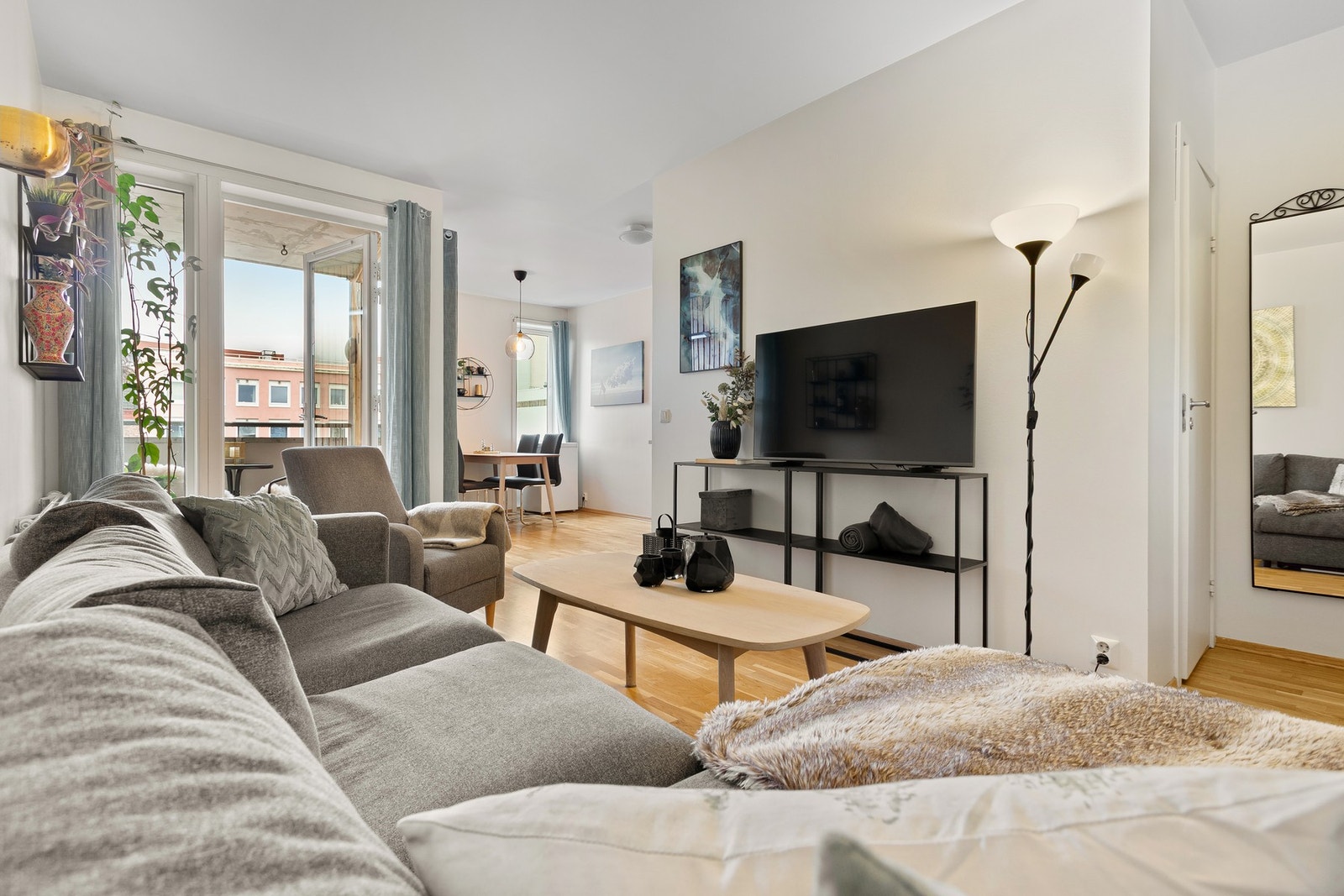 Velkommen til Nedre Ila 13 A. Flott lettstelt 2-roms i 4.etg | Bygg fra 2005 | Egen balkong felles takterrasse | Heis | Bod | Parkeringsmulighet! Galleribilde