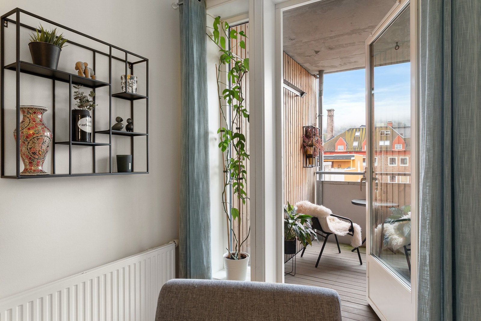 Fra stuen har man også utgang til en egen balkong. Galleribilde