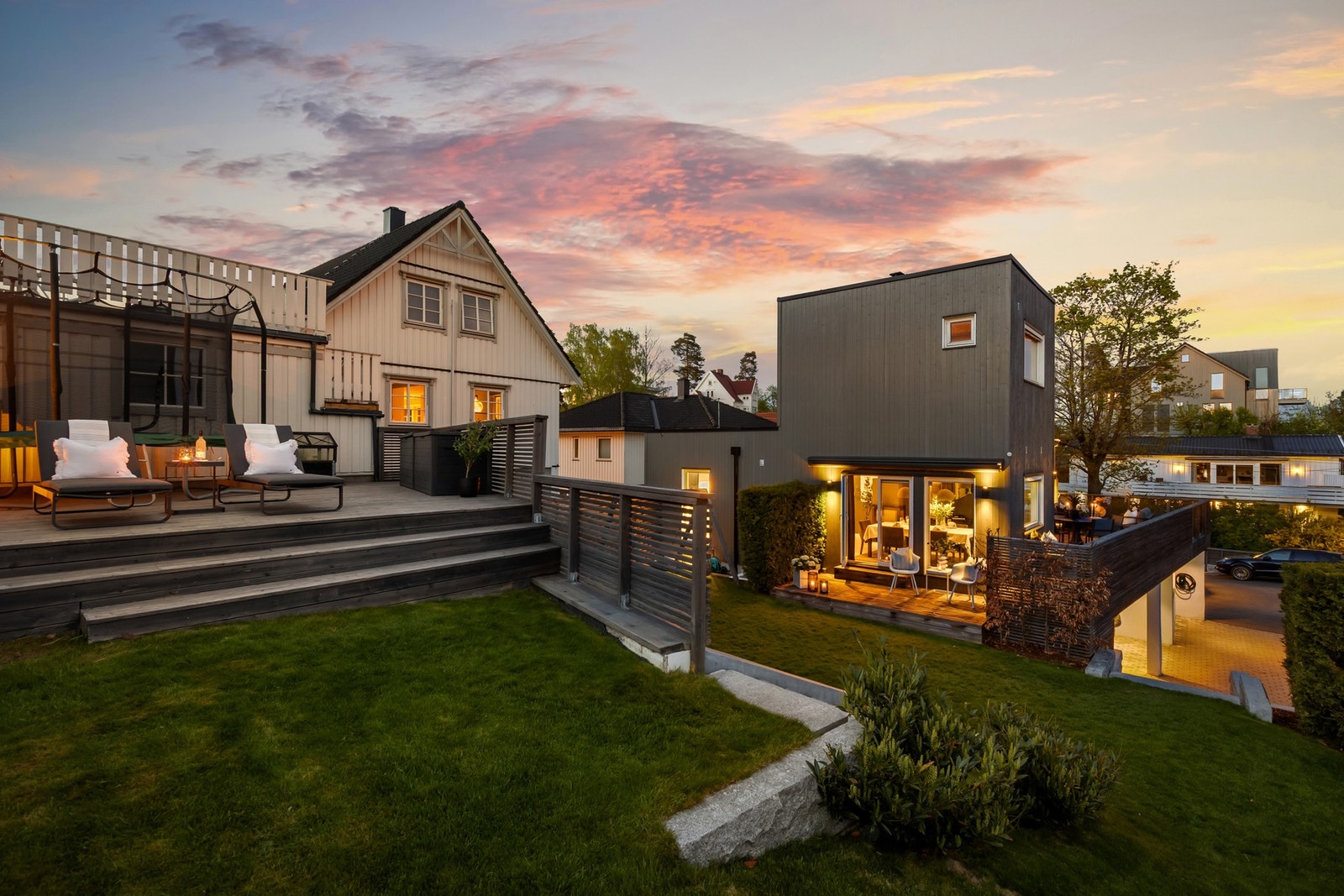 Lekker og påkostet funkiseiendom over 3 plan med nydelig opparbeidet hage. Galleribilde