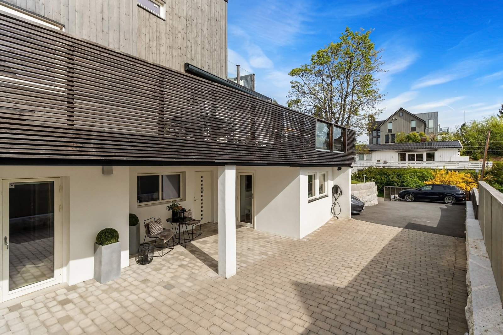 Rommet har egen inngang i tilknytning til inngangsdøren. Galleribilde