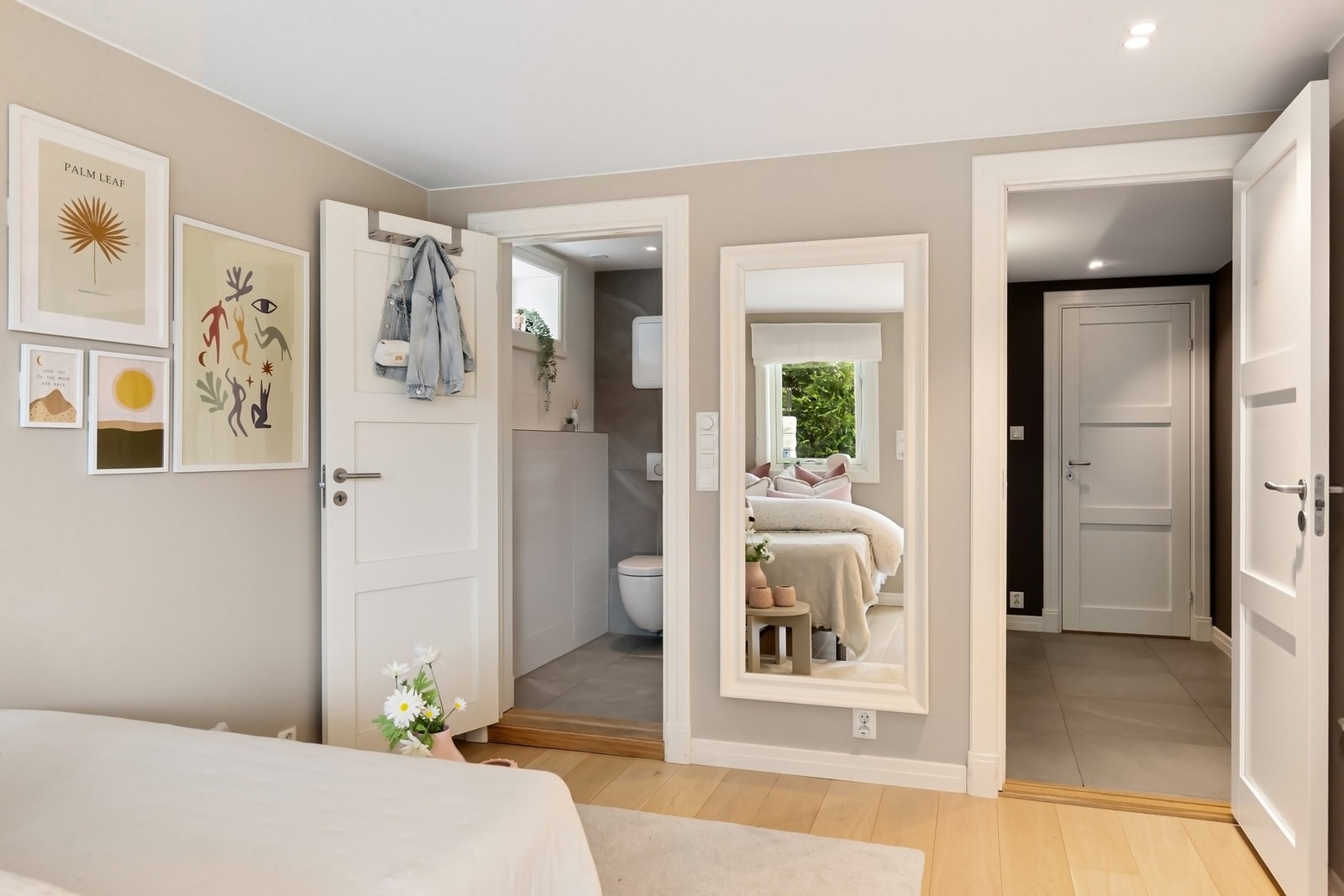 Fra soverommet er det etablert bad. Galleribilde