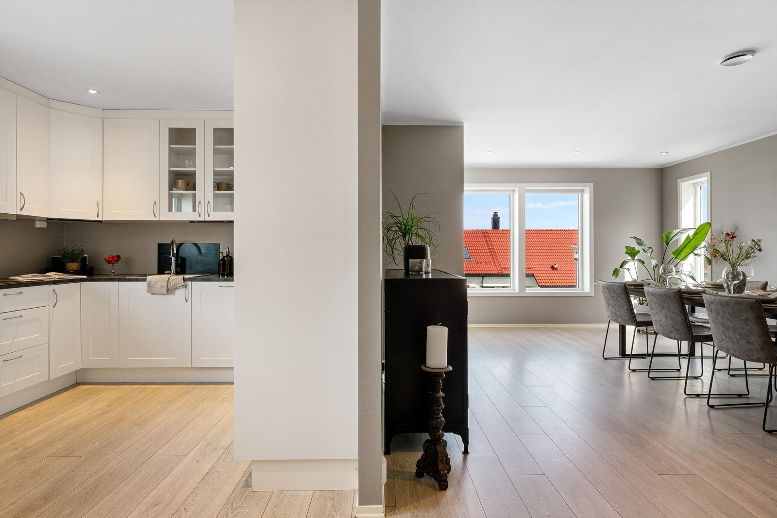 - Kjøkkenet måler 10,87m² - Galleribilde