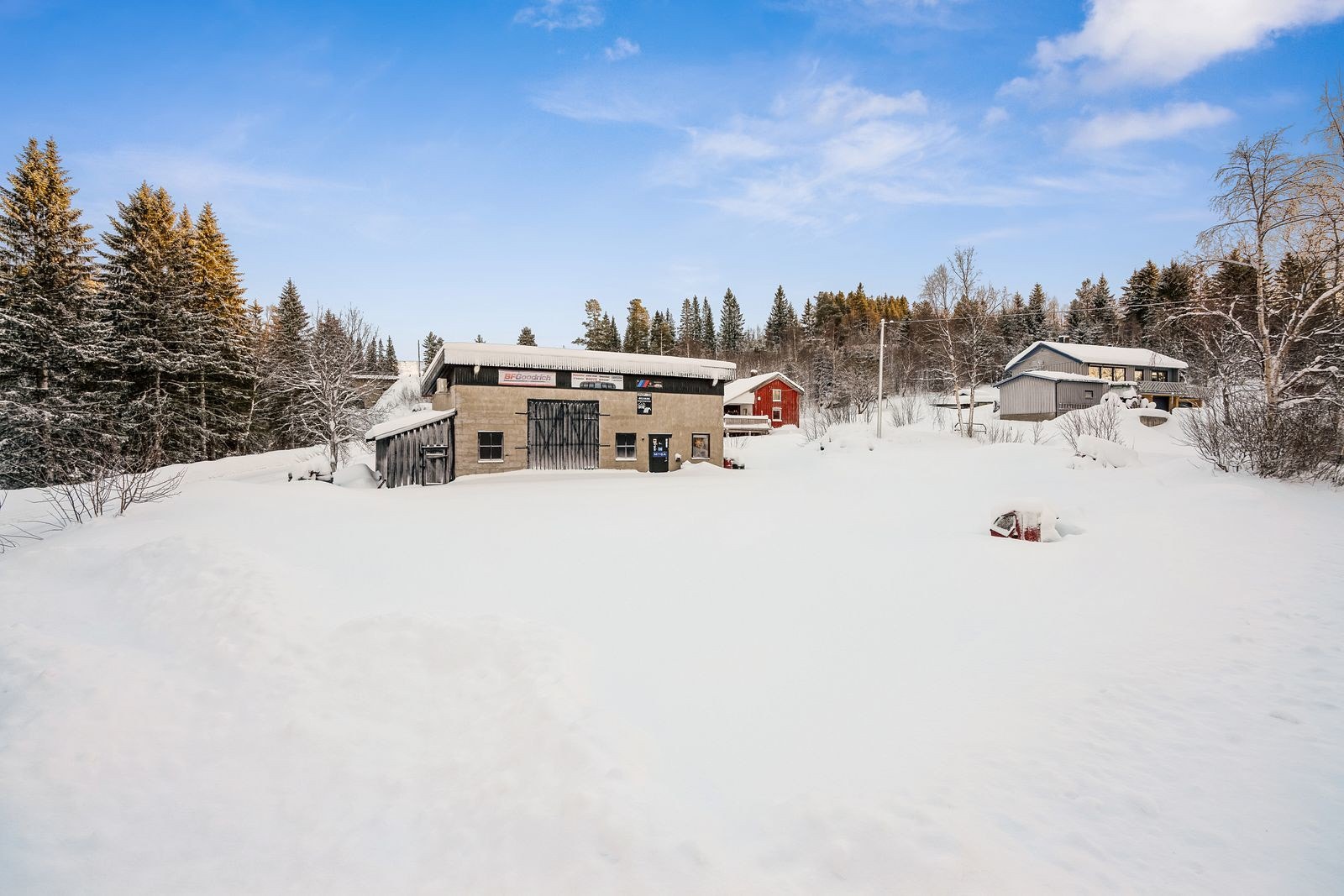 12_garasje_1 Galleribilde