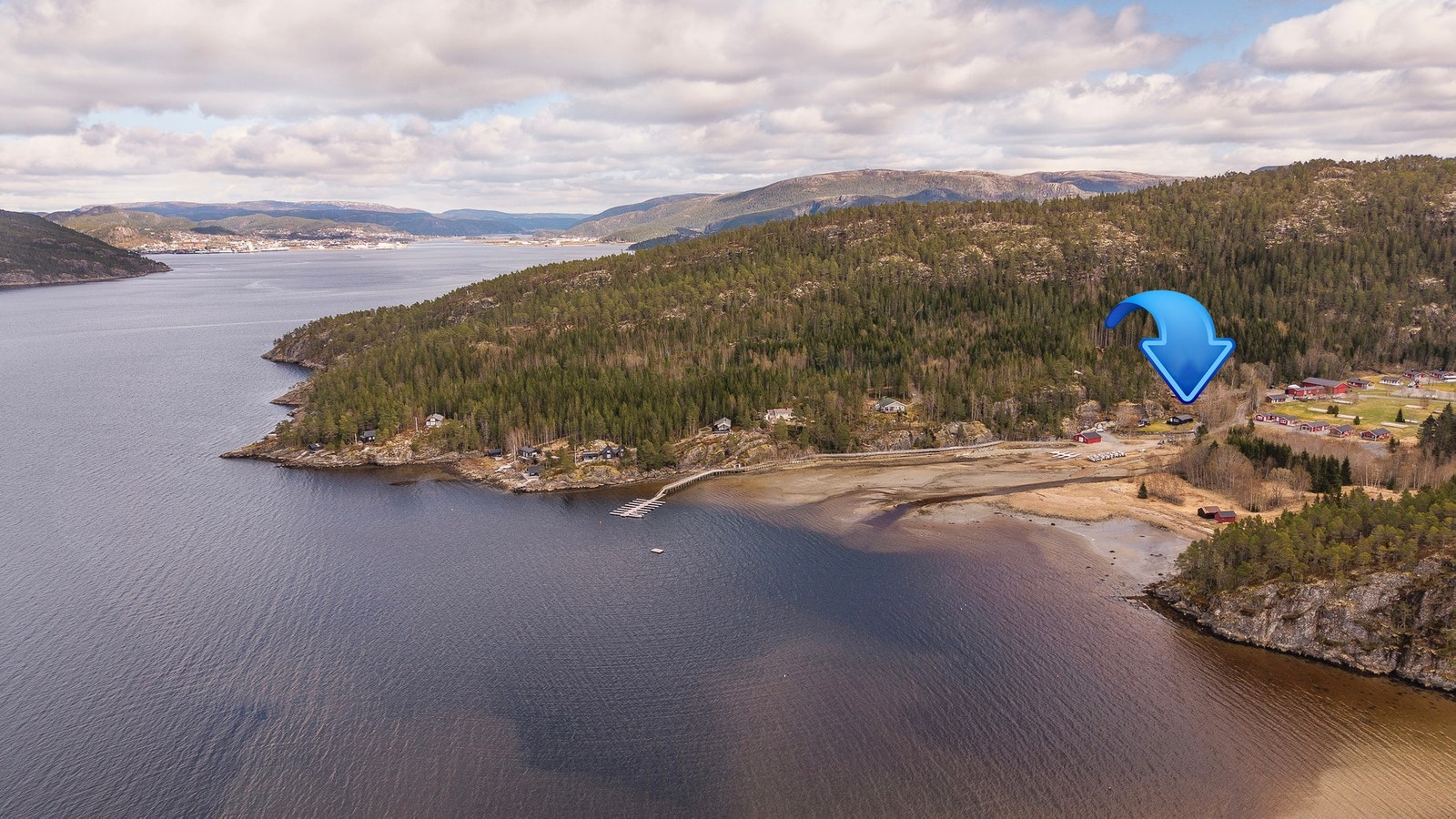 Fritidseiendom beliggende i flotte og sjønære omgivelser på Selnes Galleribilde