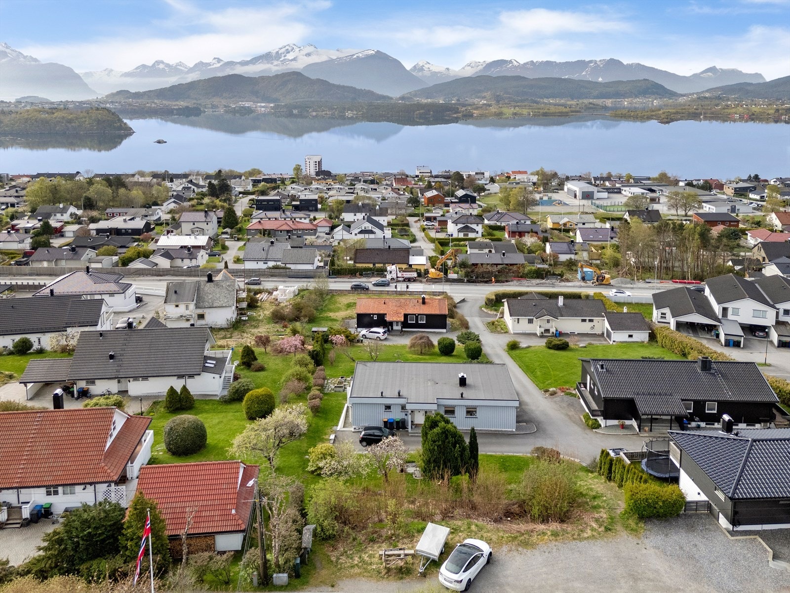 Boligtomt | Åsegardsvegen 53 | Dronefoto Galleribilde