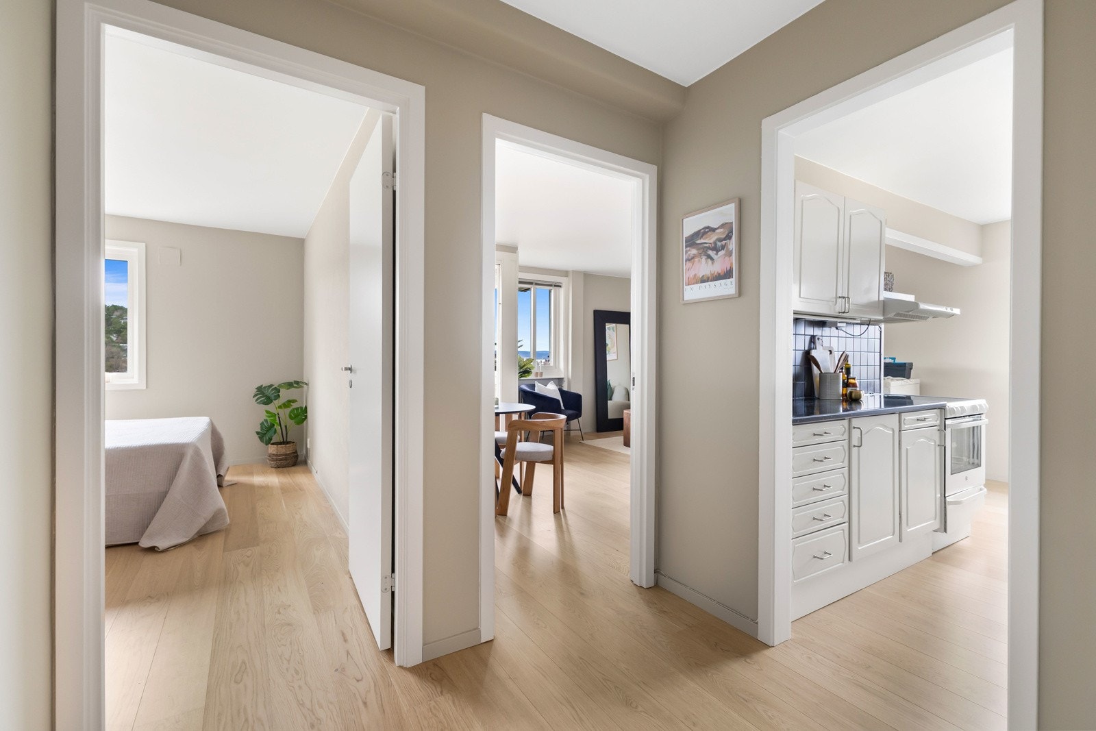 Flott parkettgulv lagt terskelfritt Galleribilde