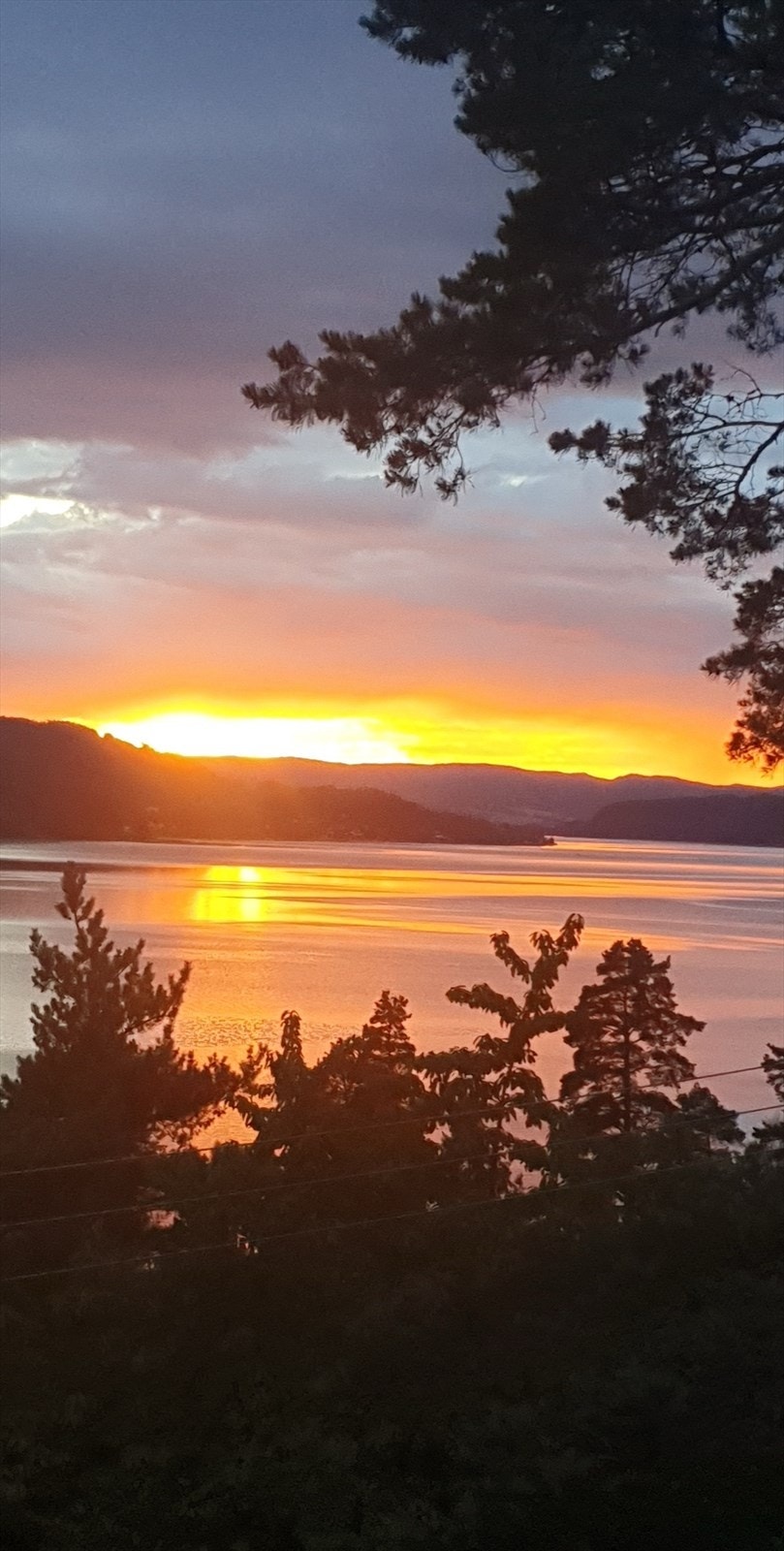 Selgers private bilde av en nydelig solnedgang Galleribilde