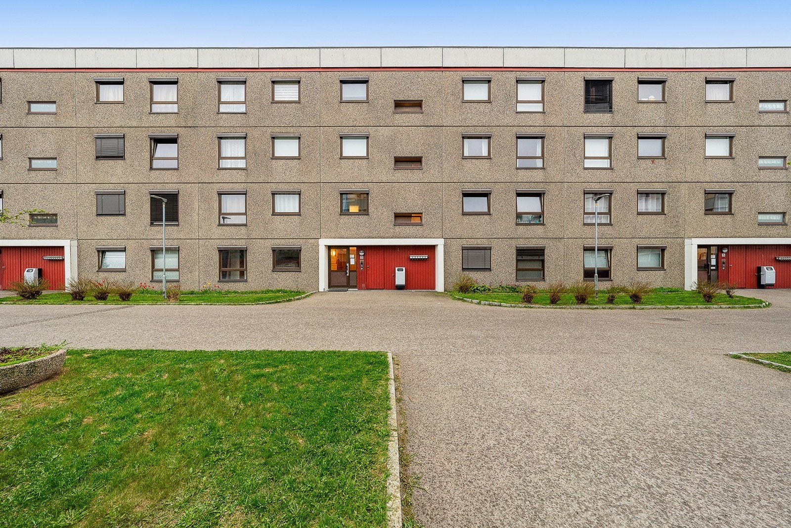 Velkommen til Riihimäkiveien 13 med god beliggenhet! Galleribilde