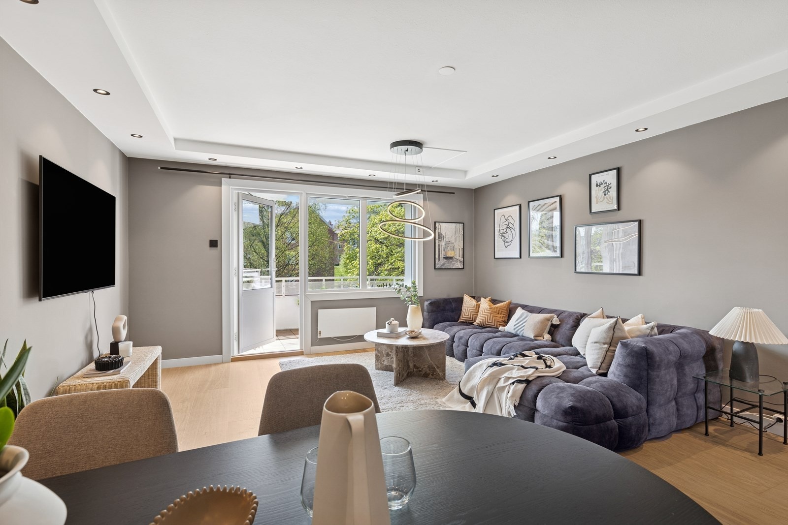 Velkommen til Flaenveien 8 C - Presentert av Hassan Rehman DNB Eiendom Galleribilde