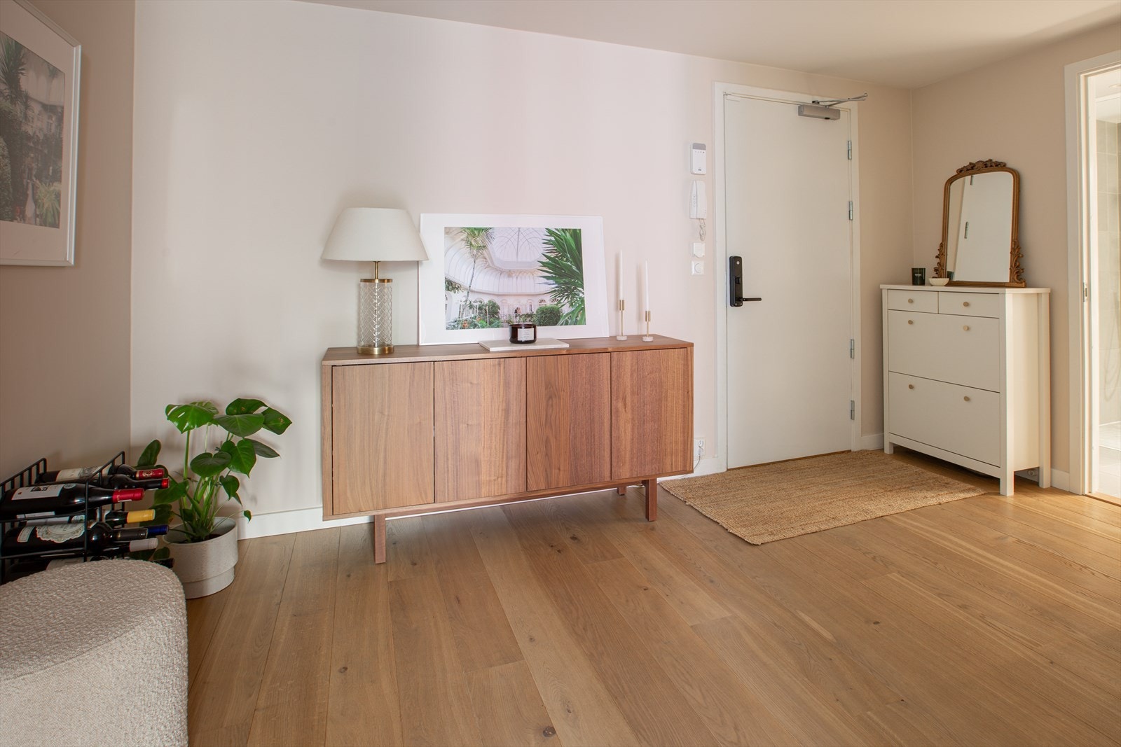 Her er mulighetene uendelige til å skape noe som passer deg - enten det er et kontorhjørne, en lesekrok, eller en liten lounge. Galleribilde