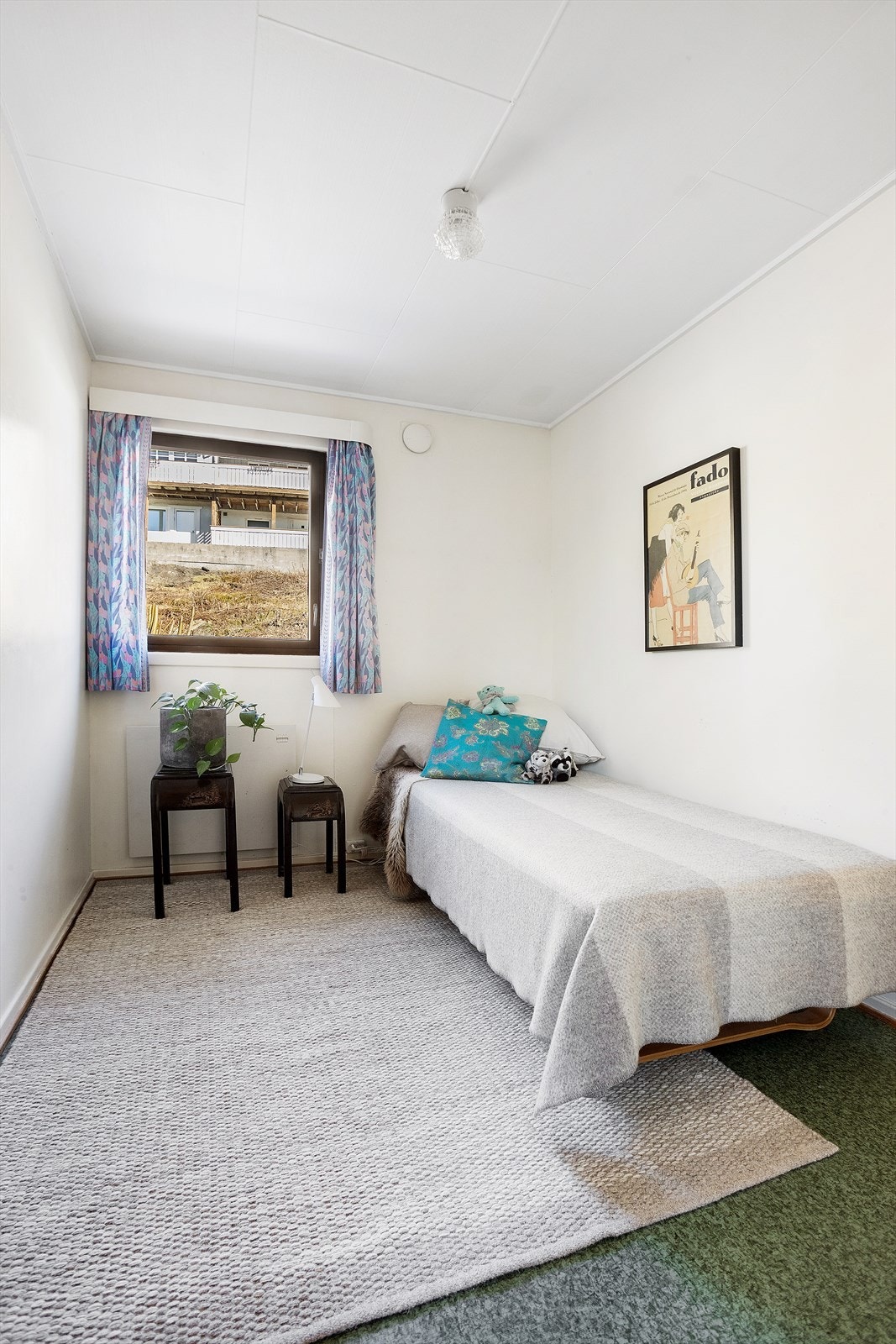 Dette er fine barnerom med veggmonterte panelovner Galleribilde