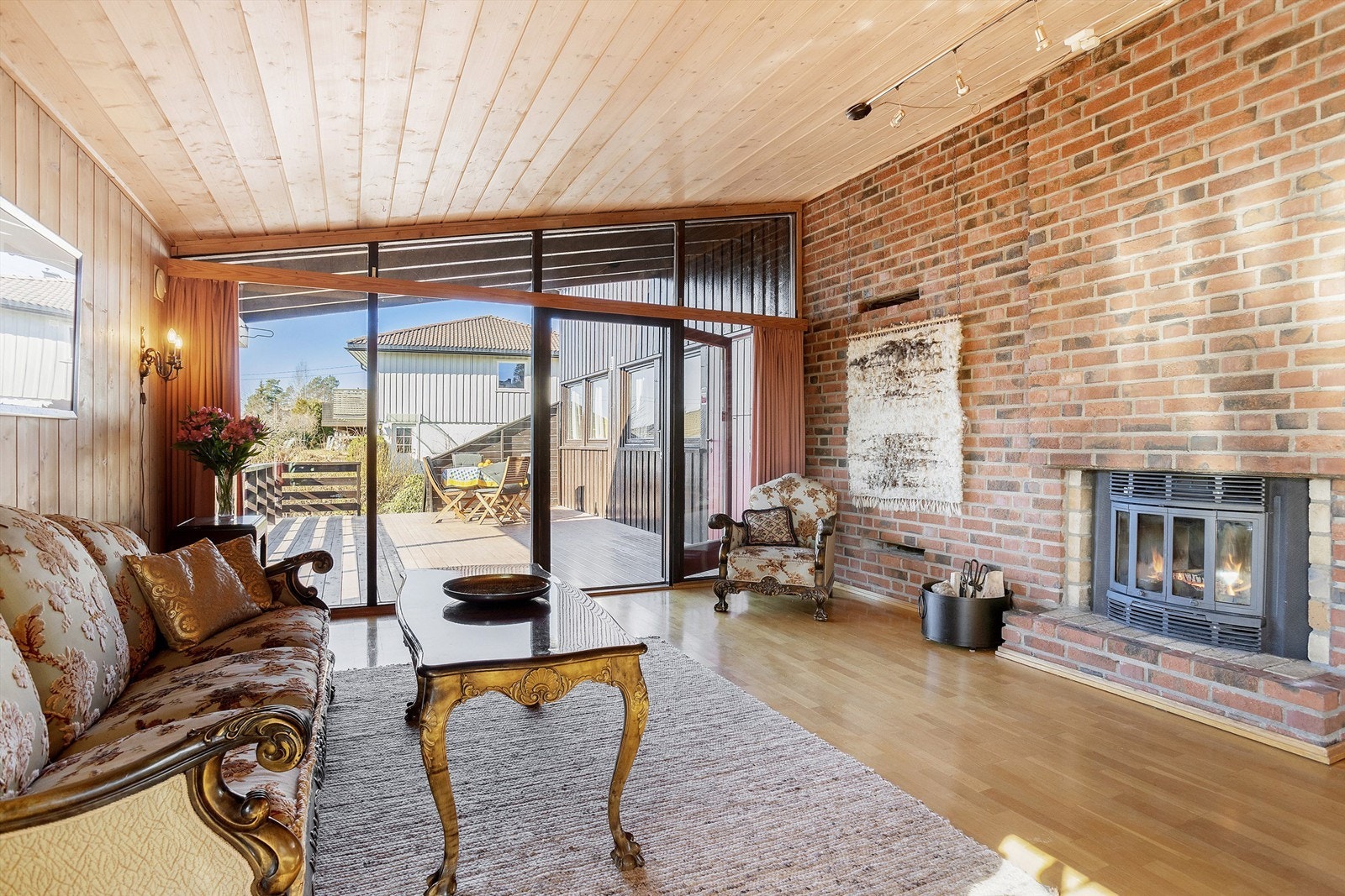 Eiendommen ligger i et etablert og barnevennlig boligområde i Ytre Enebakk Galleribilde