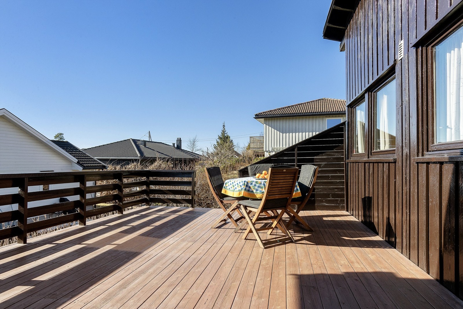 Verandaen er på ca. 30 kvm. Galleribilde