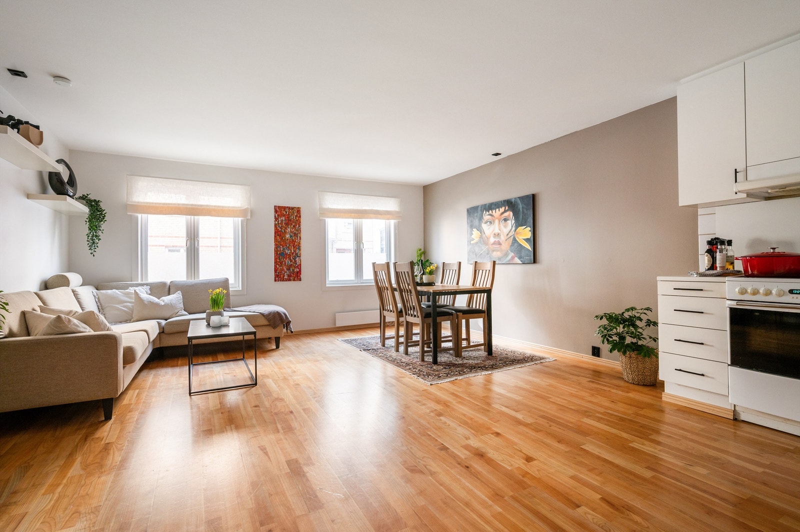 Velkommen til Wessels gate 16, en innbydende 2-roms på St.hanshaugen presentert av Halvor Langerud Heikkilä. Galleribilde