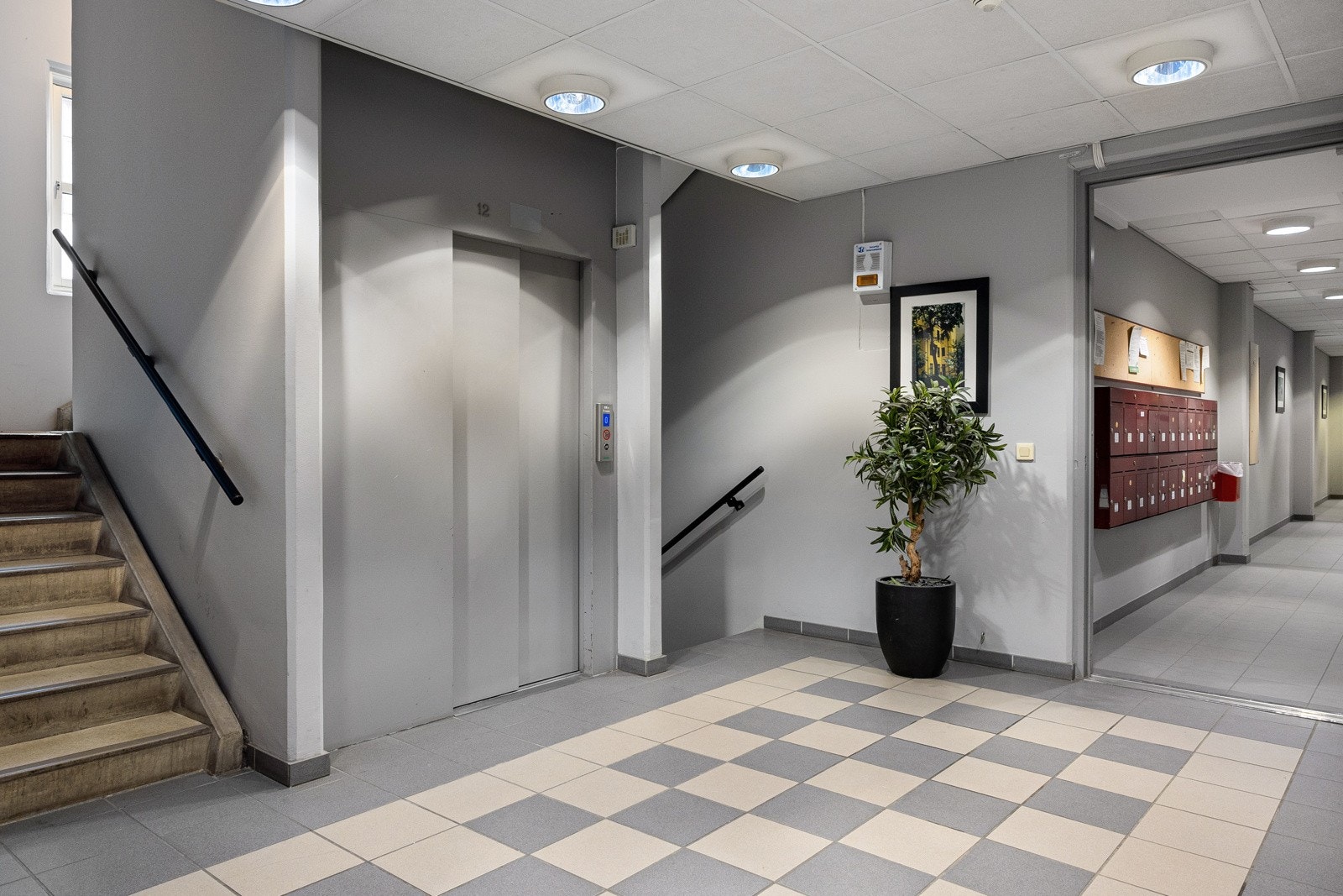 Leiligheten disponerer en bod i kjeller på ca. 4 m². Galleribilde