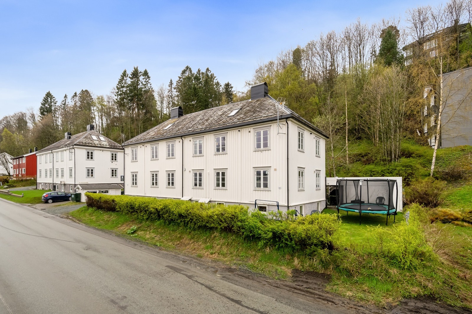 Fasade. Bygget ble oppsatt i 1928. Galleribilde