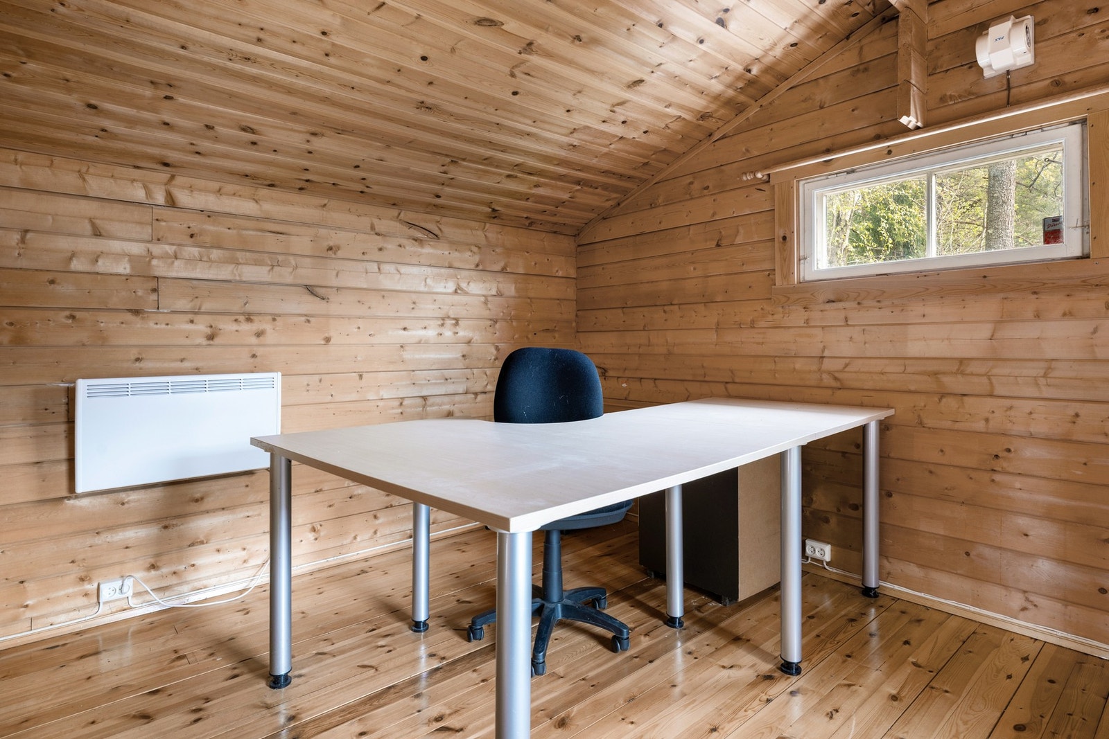 Uthus/anneks Galleribilde