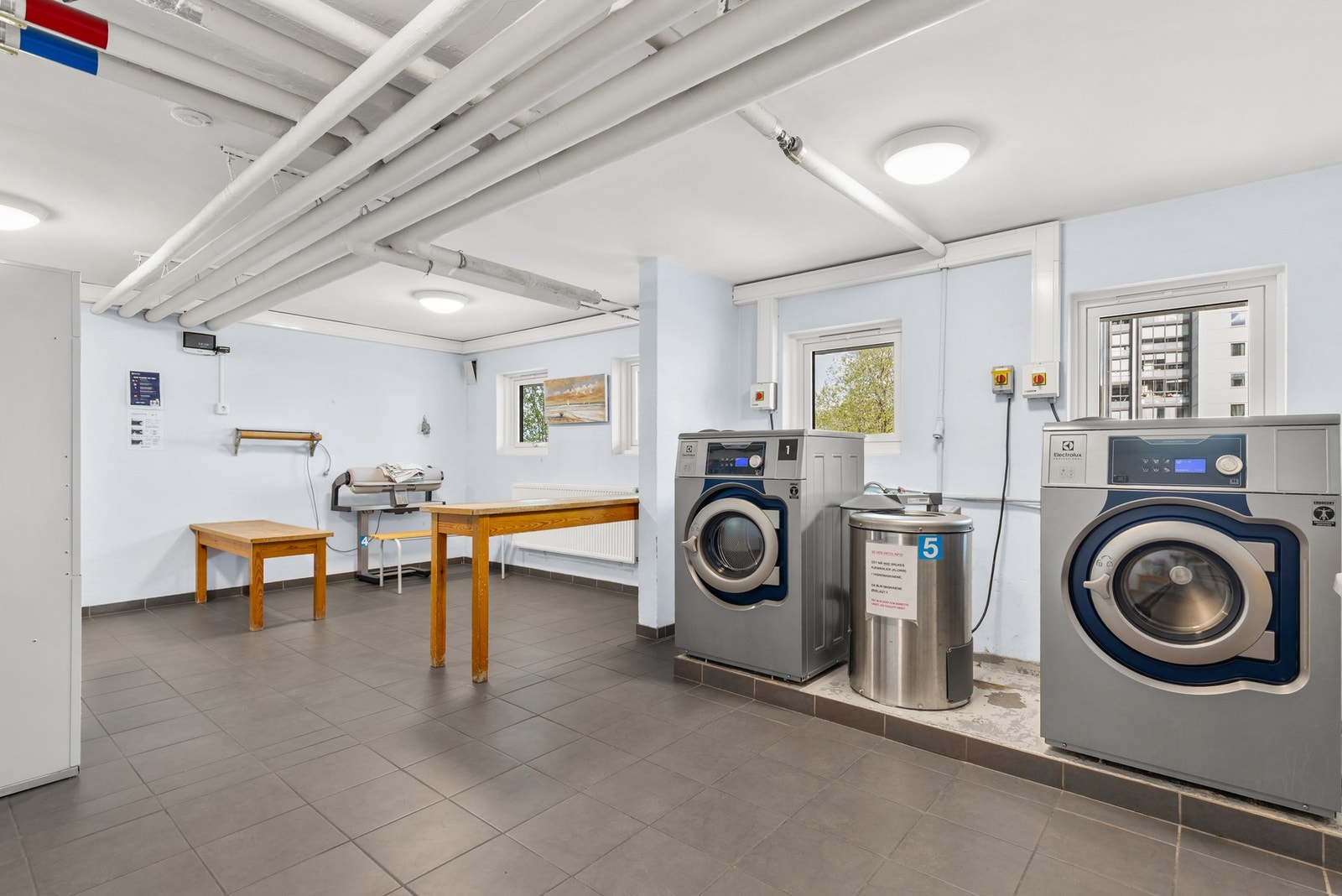 Fellesvaskeri i kjeller Galleribilde