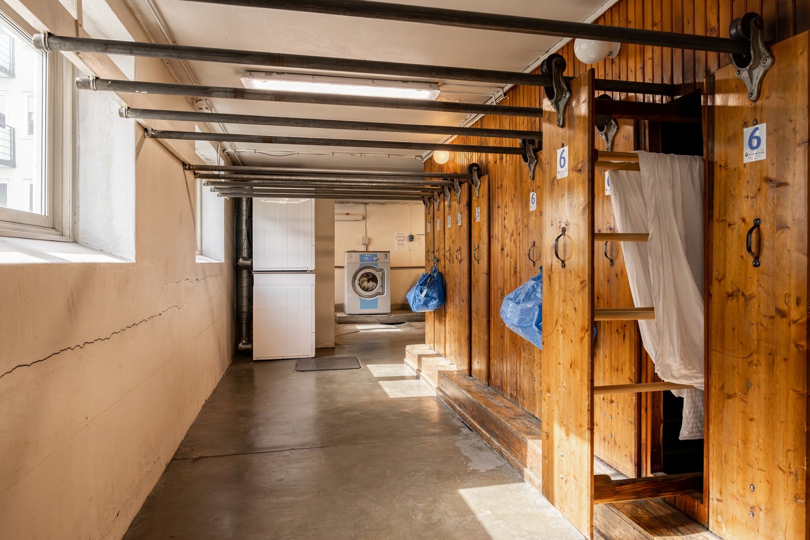 Felles vask- og tørkerom. Galleribilde