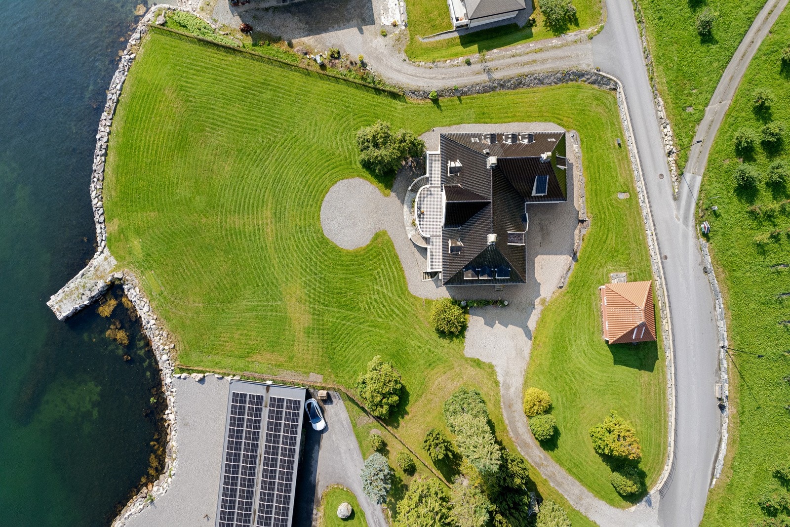 ... og rommar heile 4 695 kvm Galleribilde