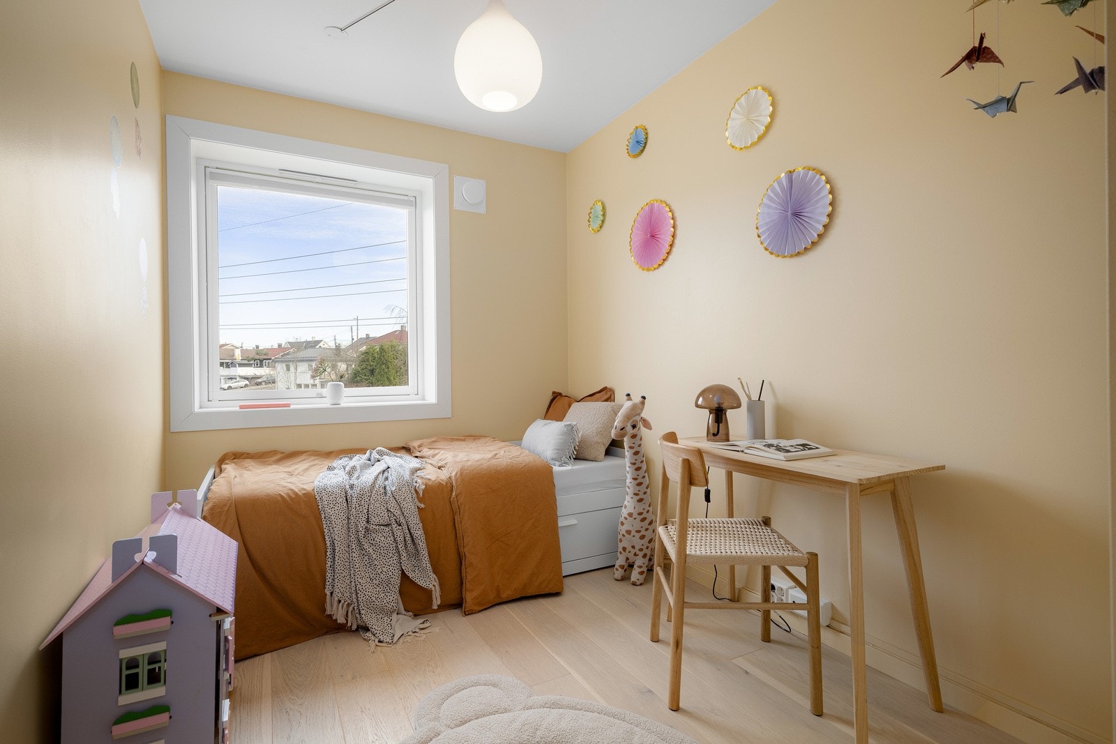 Soverom 2 av 3 | Gjør seg godt som barnerom. Galleribilde