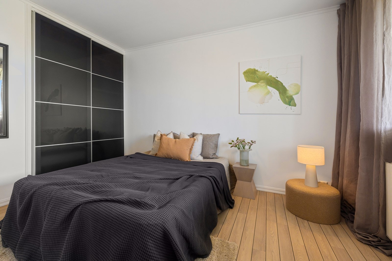 Soverom 2 passer fint som barnerom, gjesterom, kontor eller lignende. Galleribilde