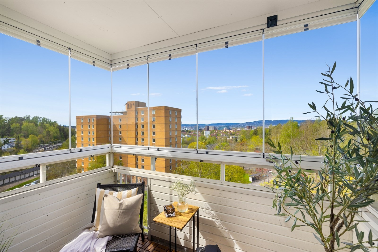 På balkongen er det god plass til utemøbler og beplantning. Galleribilde