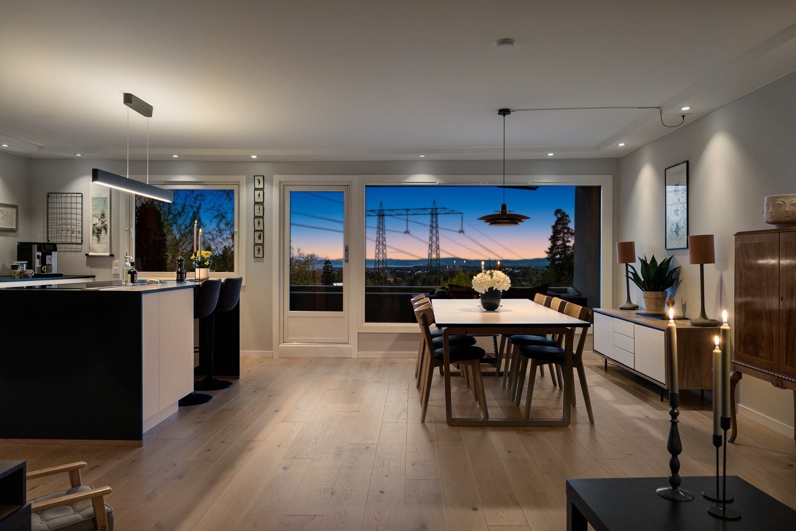 Privatmegleren Park v/Trond Nordahl Amundsen har gleden av å presentere Møllefaret 14A! Galleribilde