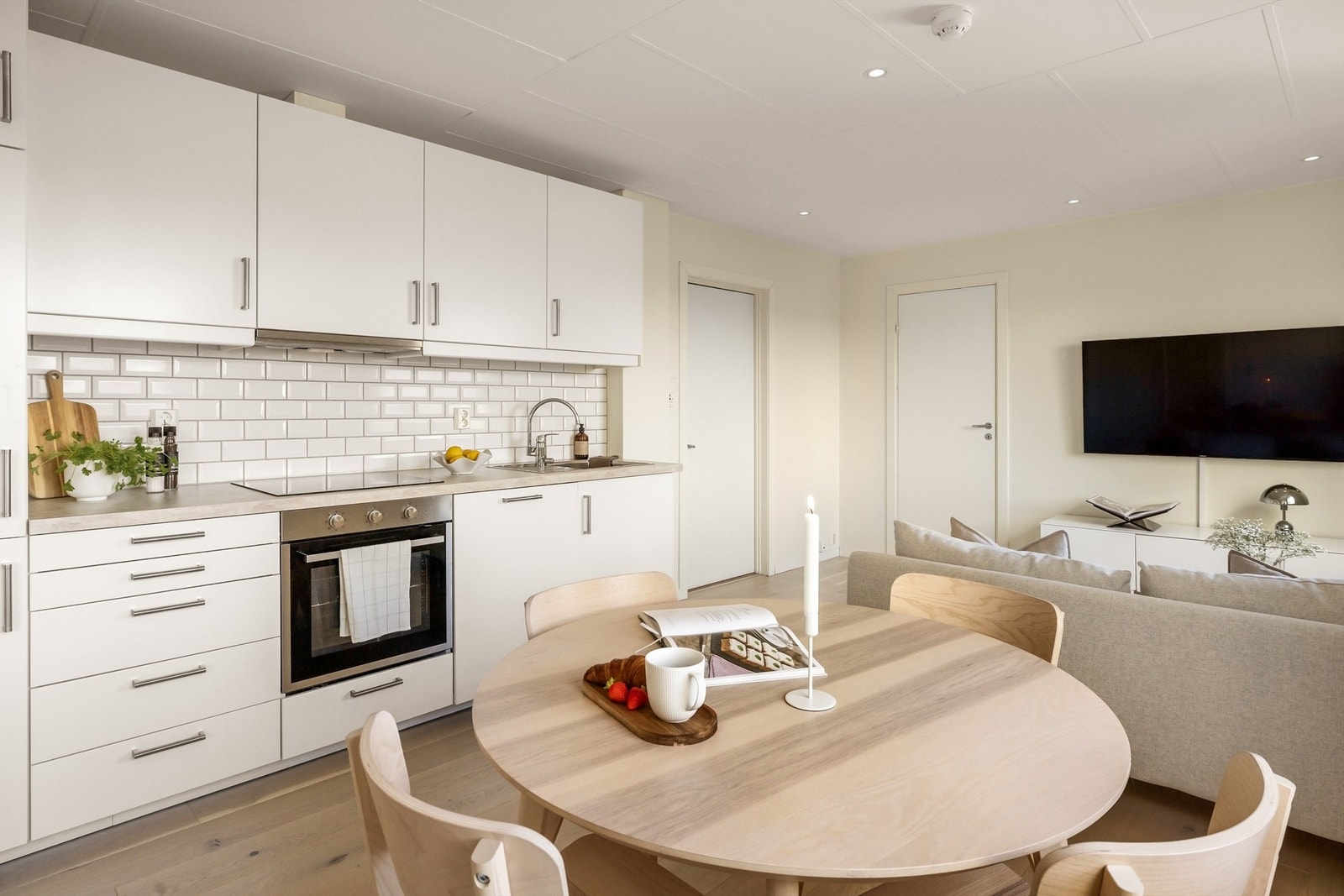 Oppsummert en lys og innbydende leilighet med fine kvaliteter. Galleribilde